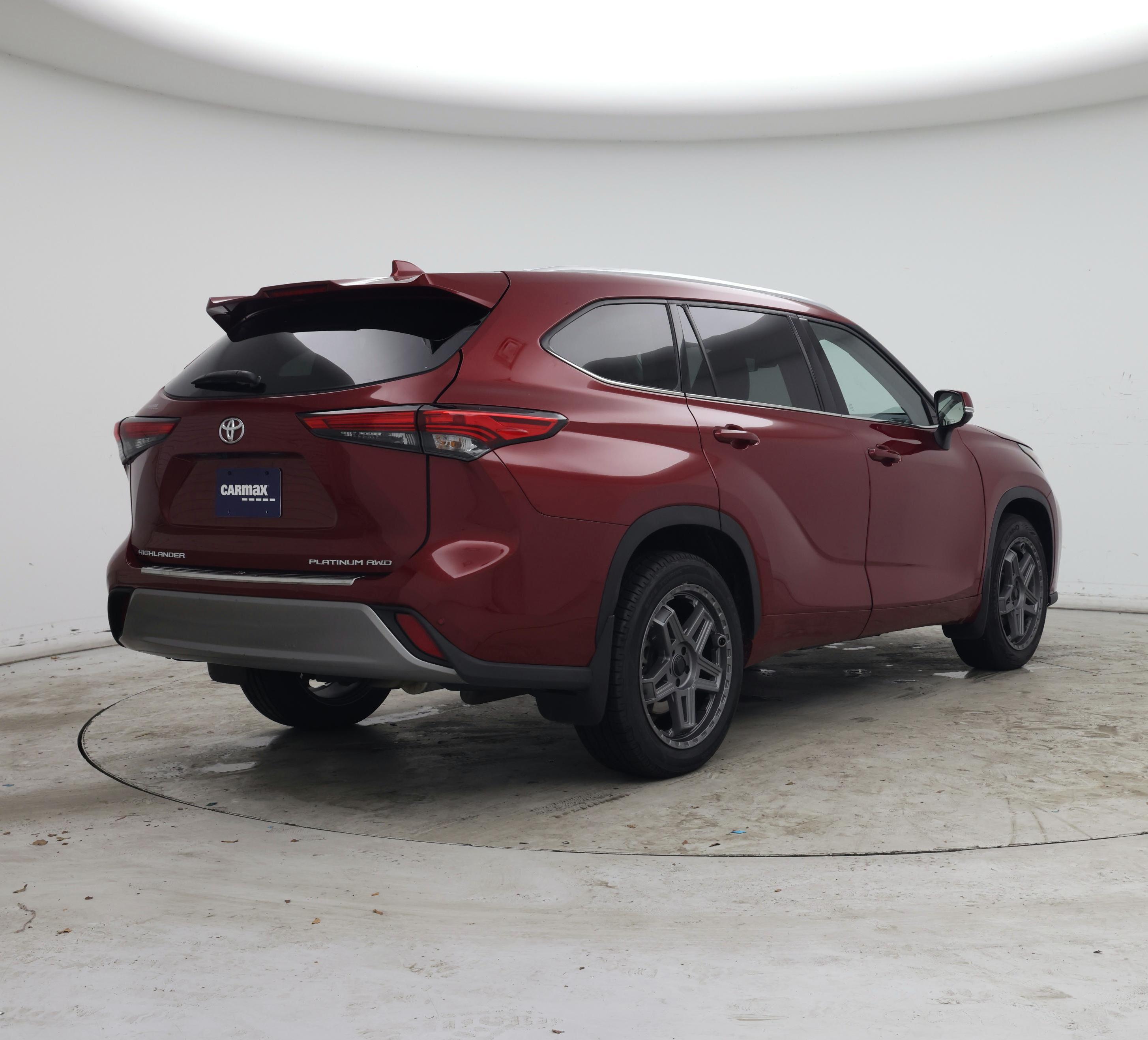 Thumbnail: 2022 Toyota Highlander - 8