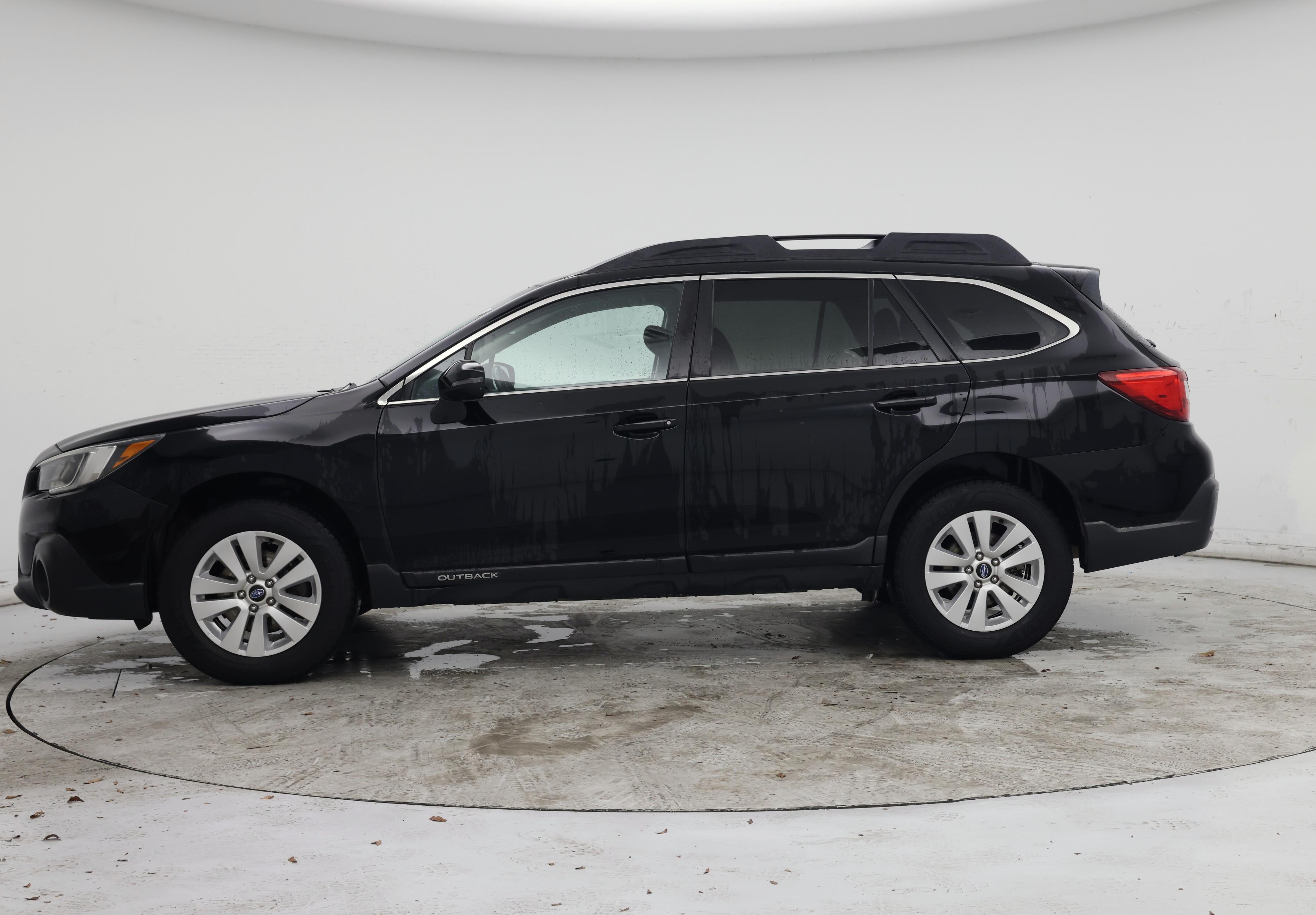 Thumbnail: 2019 Subaru Outback - 3