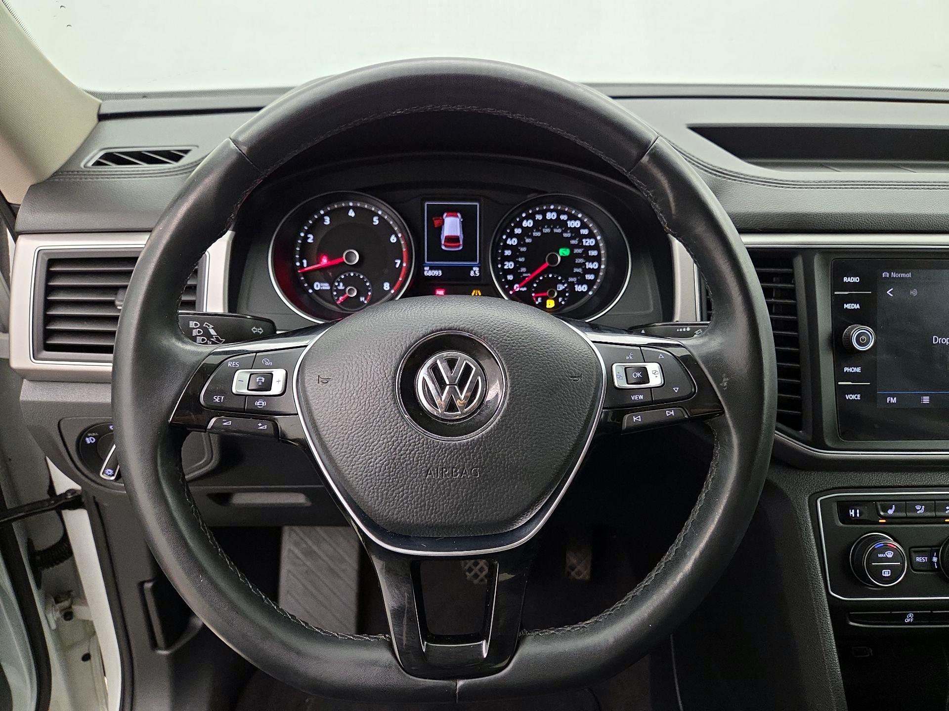 Thumbnail: 2019 Volkswagen Atlas - 10