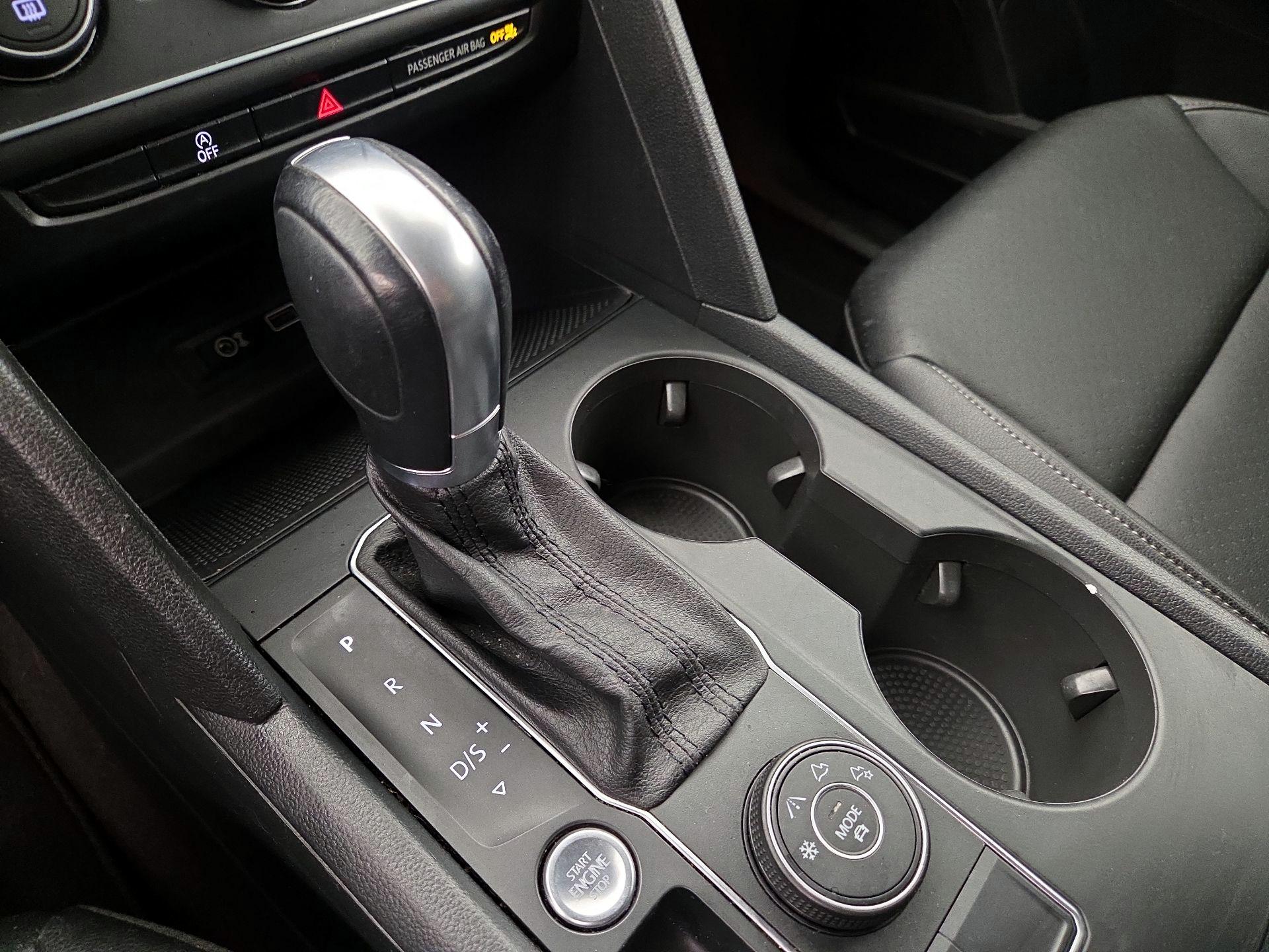 Thumbnail: 2019 Volkswagen Atlas - 17