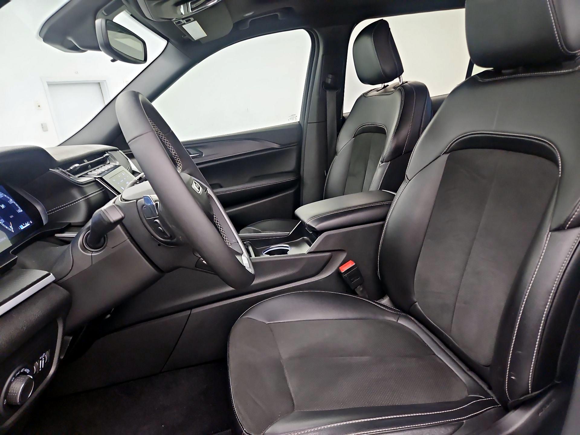 Thumbnail: 2024 Jeep Grand Cherokee L - 11