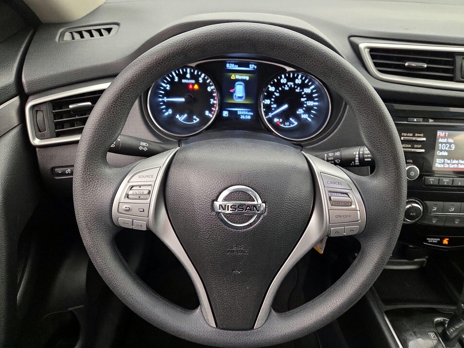 Thumbnail: 2015 Nissan Rogue - 10