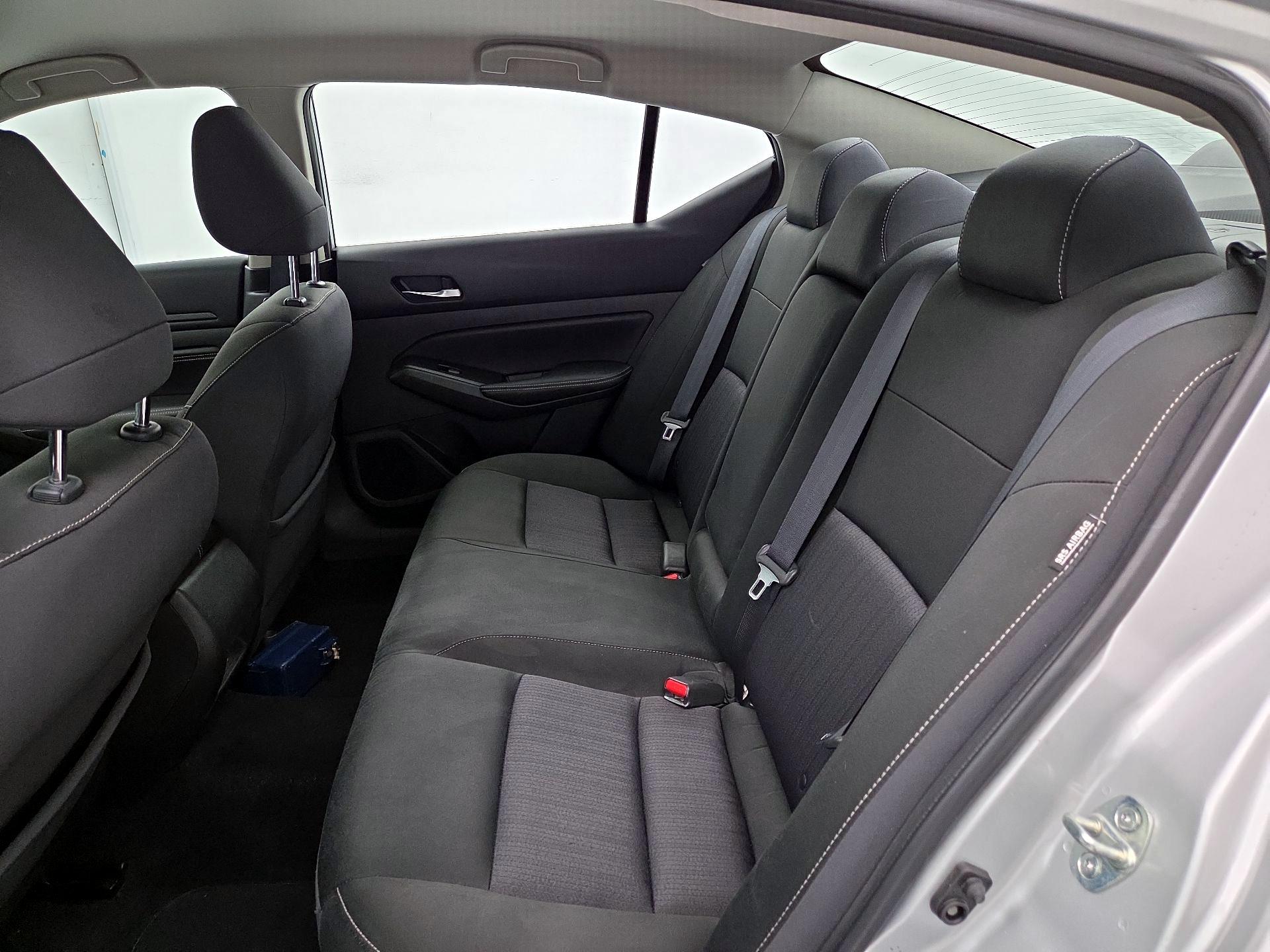 Thumbnail: 2019 Nissan Altima - 19