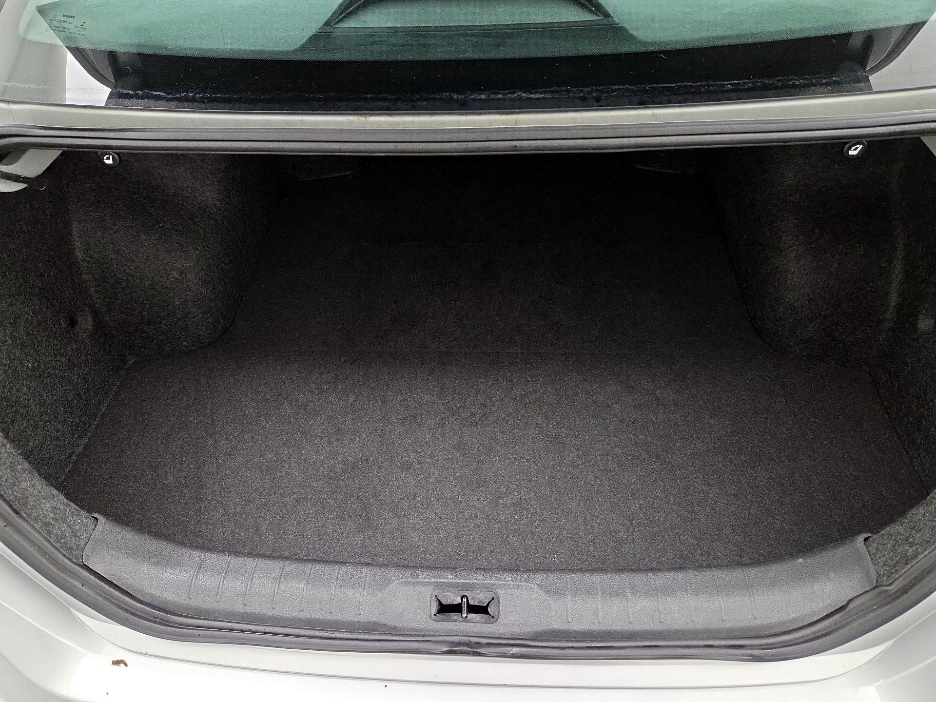 Thumbnail: 2019 Nissan Altima - 20