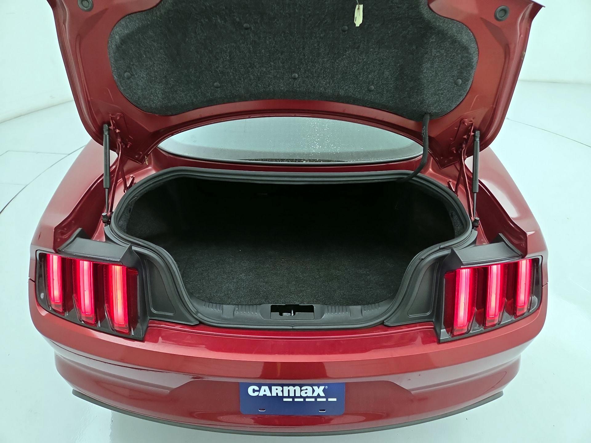 Thumbnail: 2016 Ford Mustang - 18