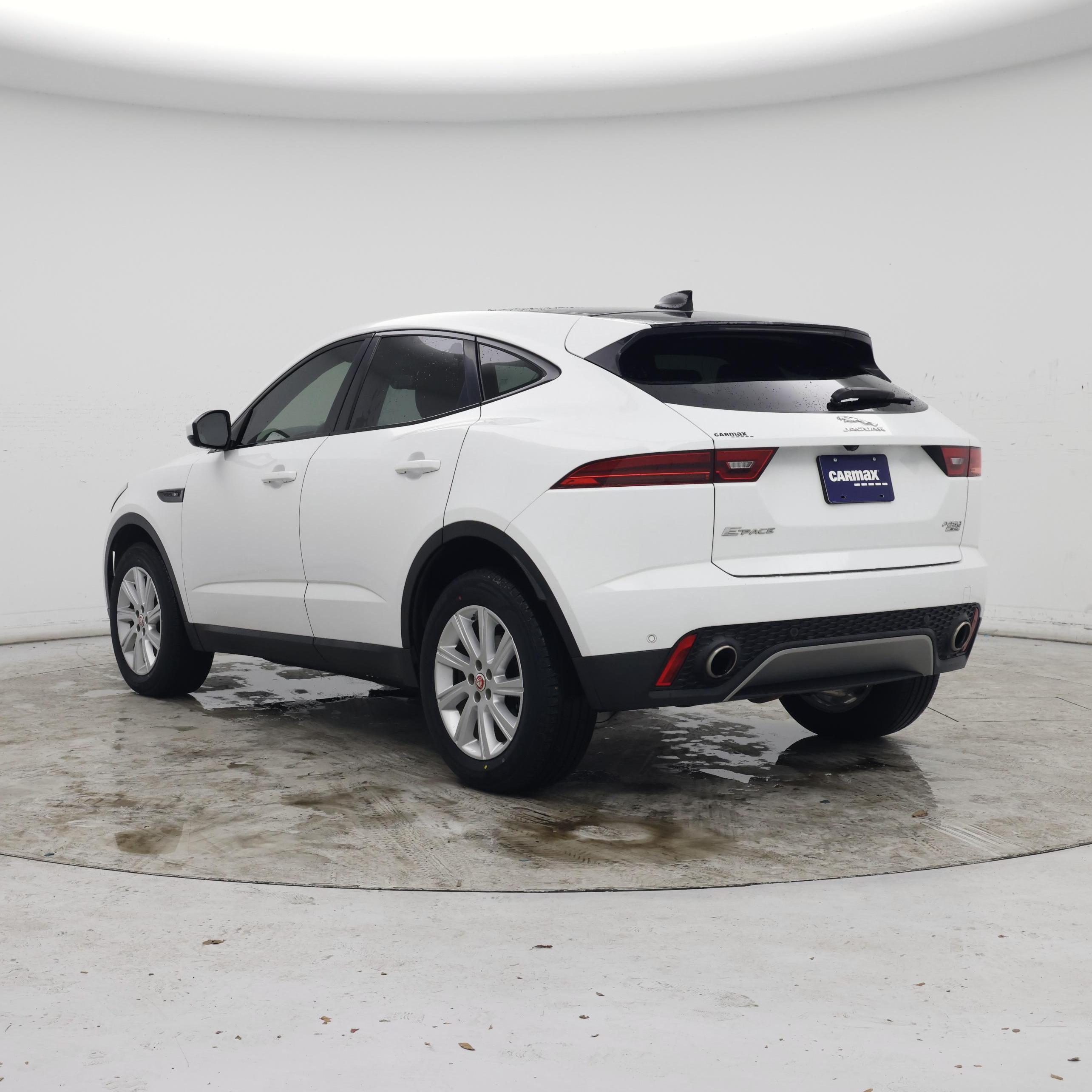 Thumbnail: 2019 Jaguar E-Pace - 2