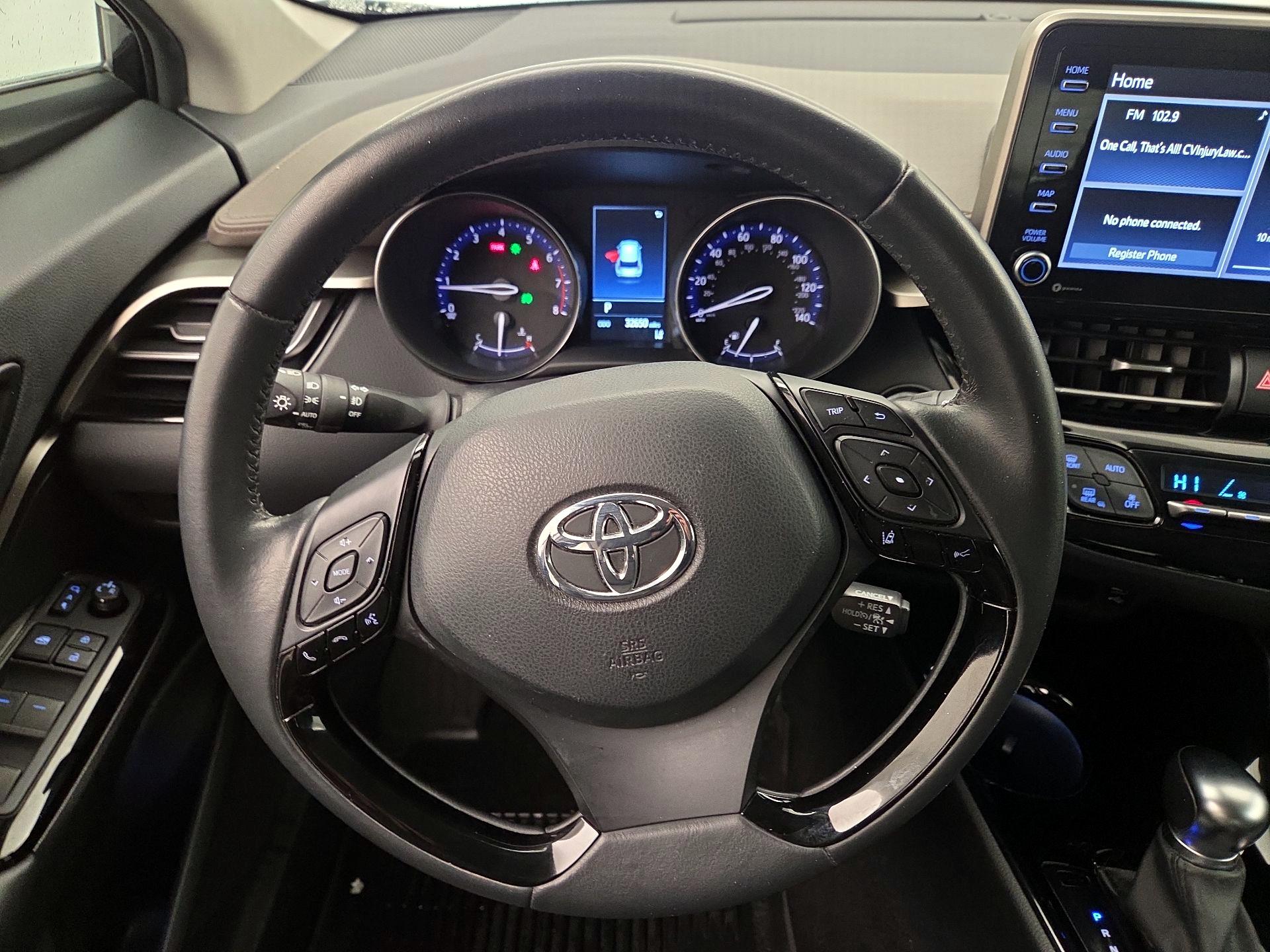 Thumbnail: 2022 Toyota C-HR - 10