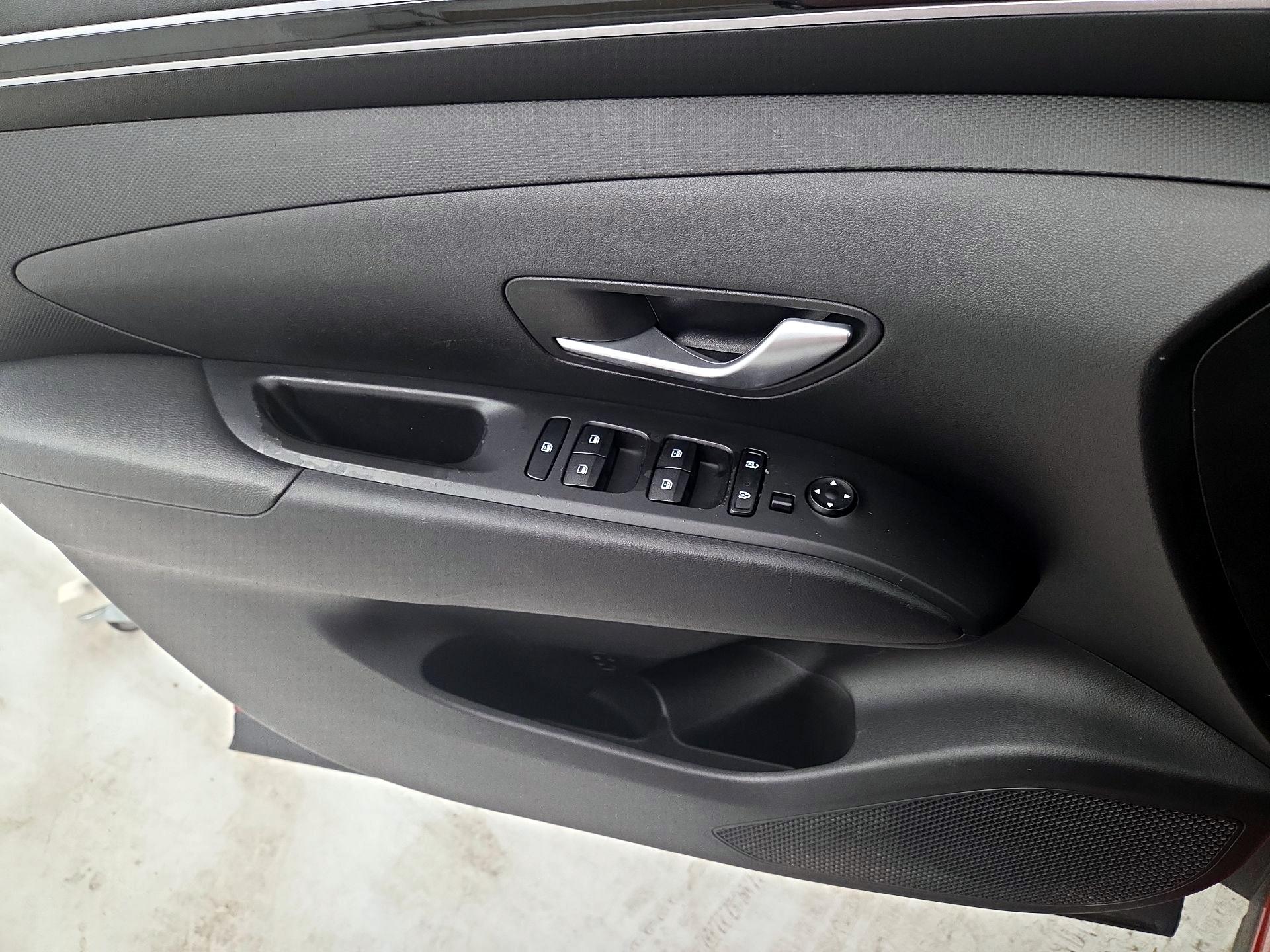 Thumbnail: 2022 Hyundai Tucson - 12