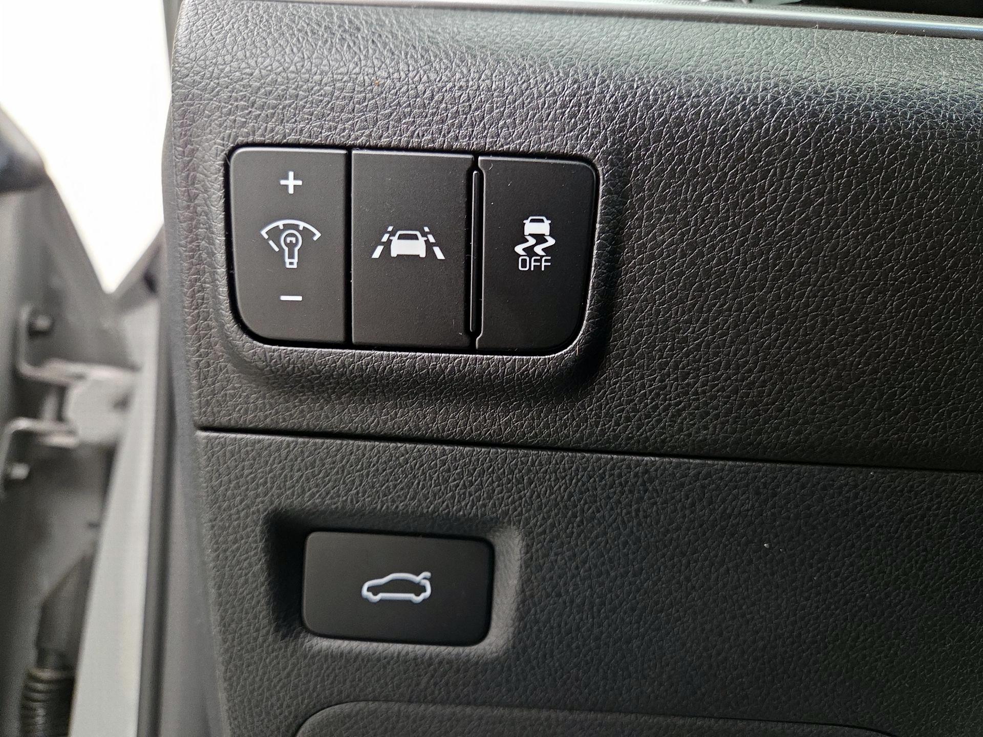 Thumbnail: 2021 Kia K5 - 13