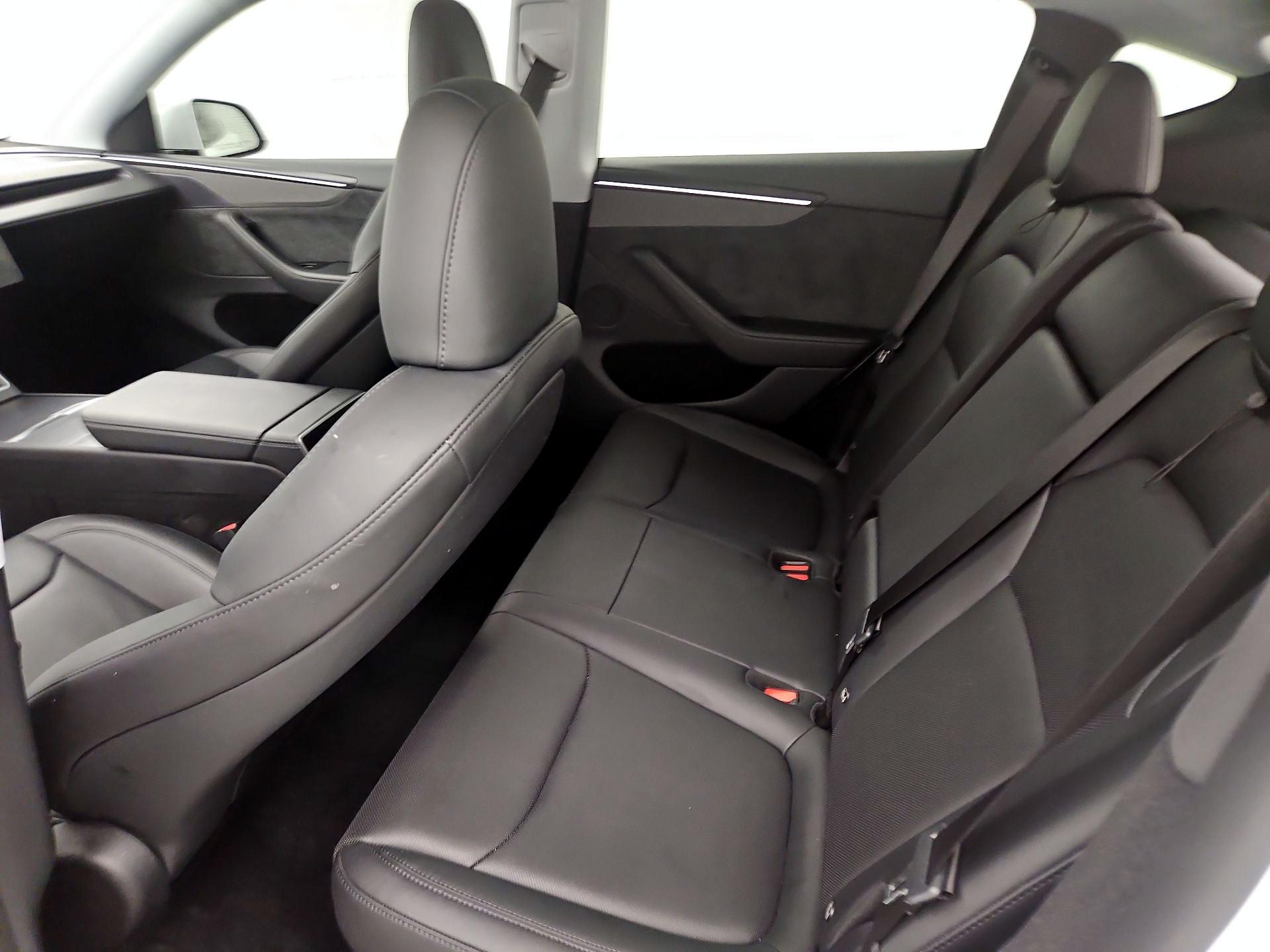 Thumbnail: 2026 Tesla Model Y - 17