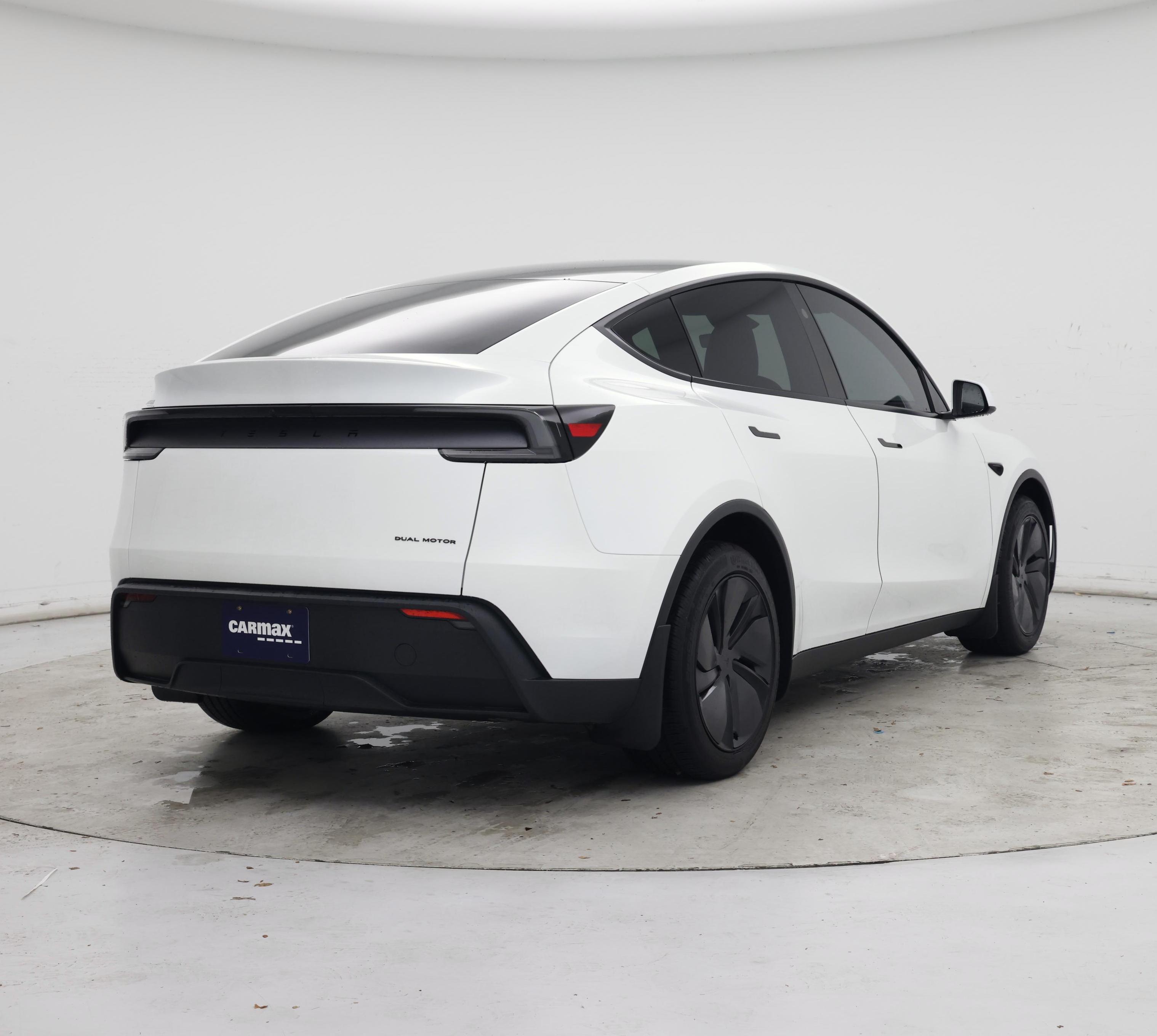 Thumbnail: 2026 Tesla Model Y - 8