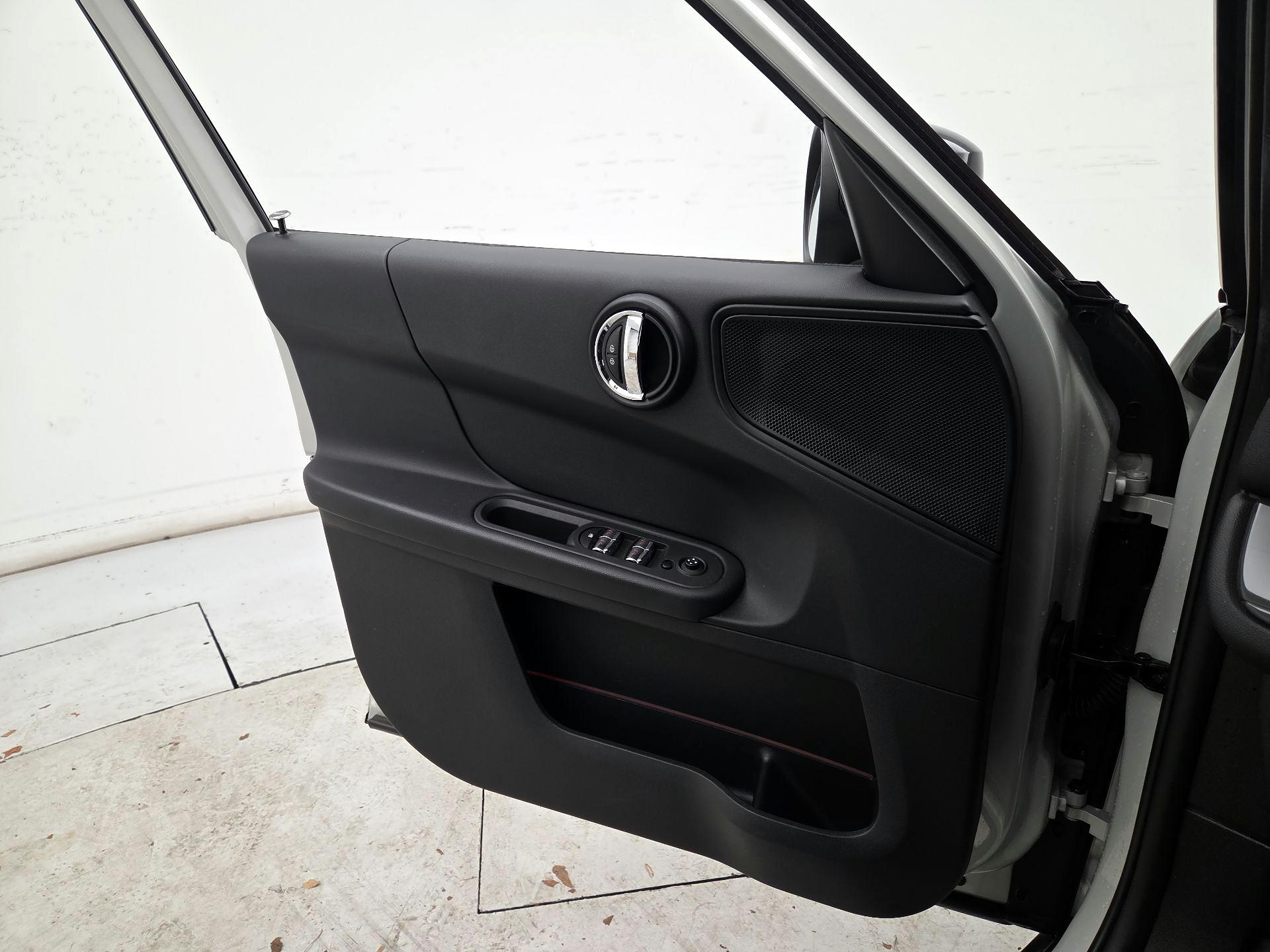 Thumbnail: 2021 MINI Cooper Countryman - 12