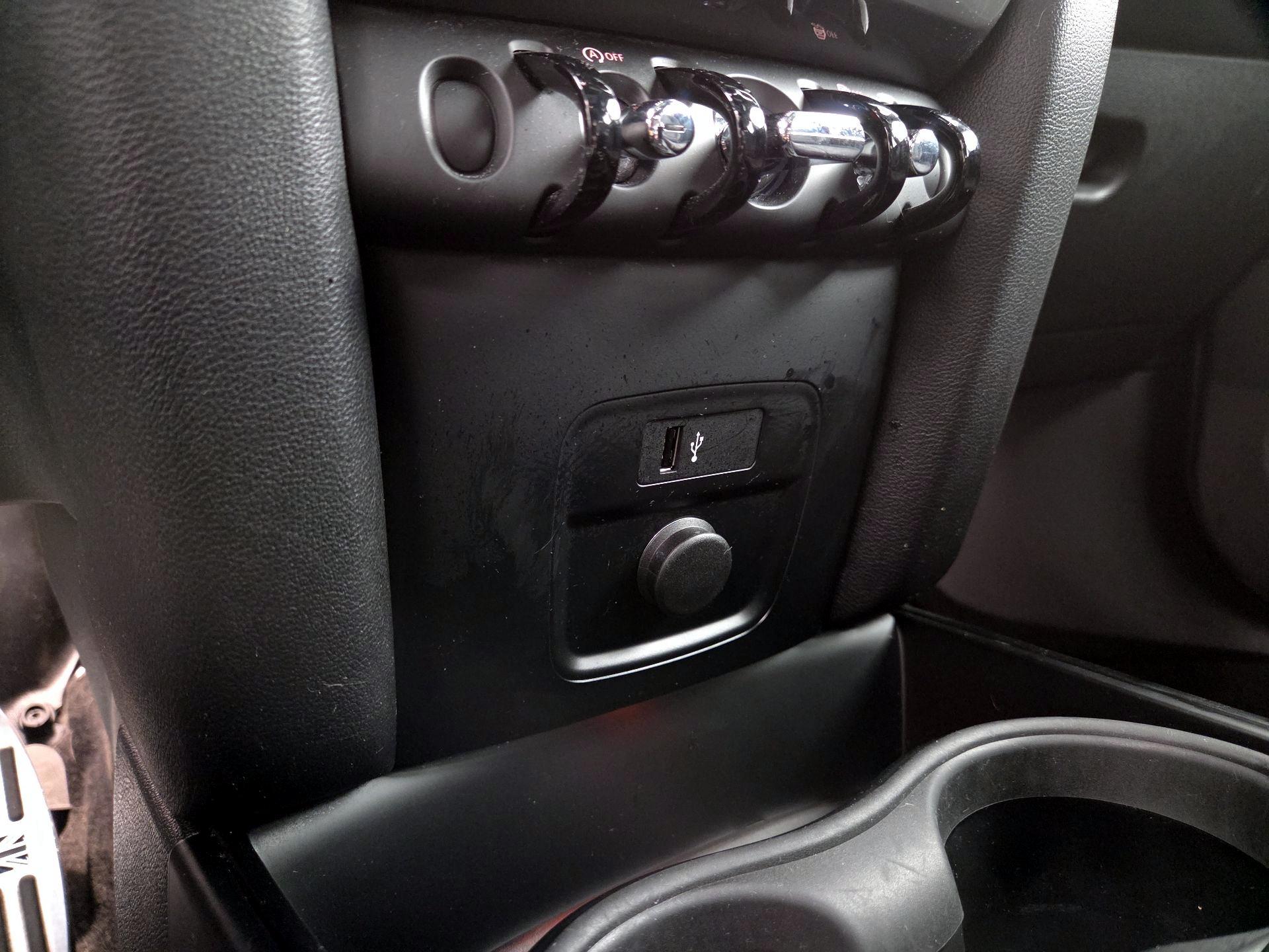 Thumbnail: 2021 MINI Cooper Countryman - 18