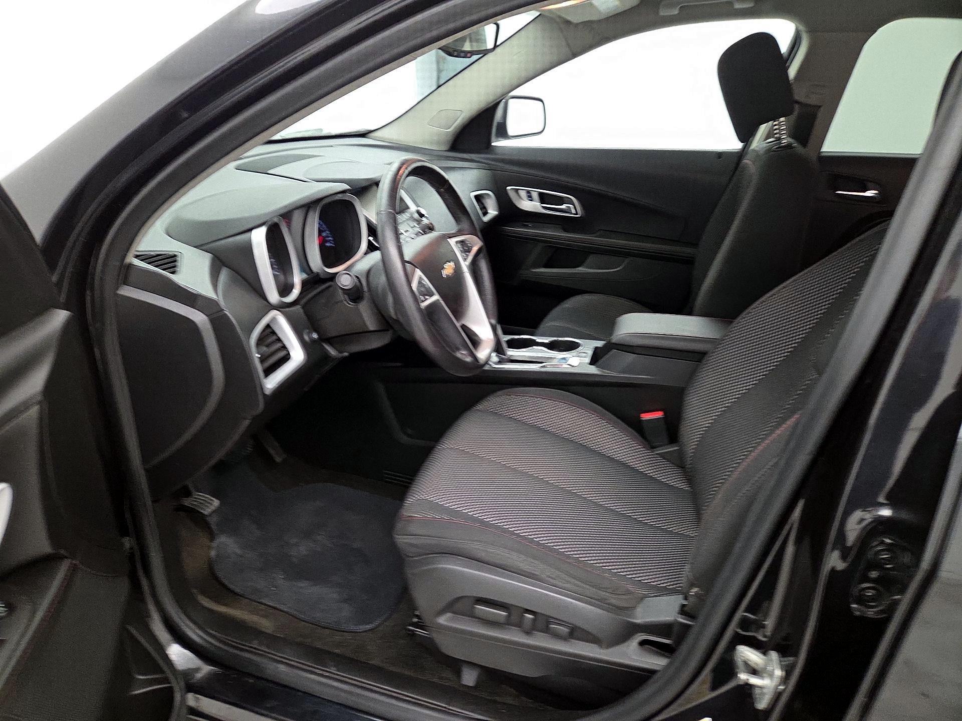 Thumbnail: 2015 Chevrolet Equinox - 11