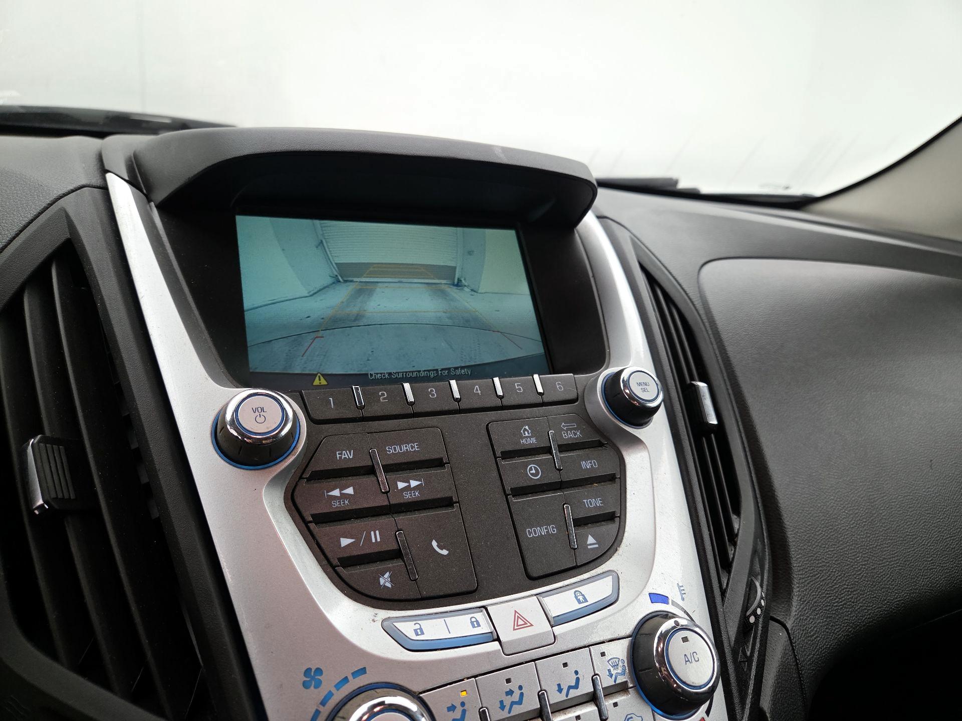 Thumbnail: 2015 Chevrolet Equinox - 13