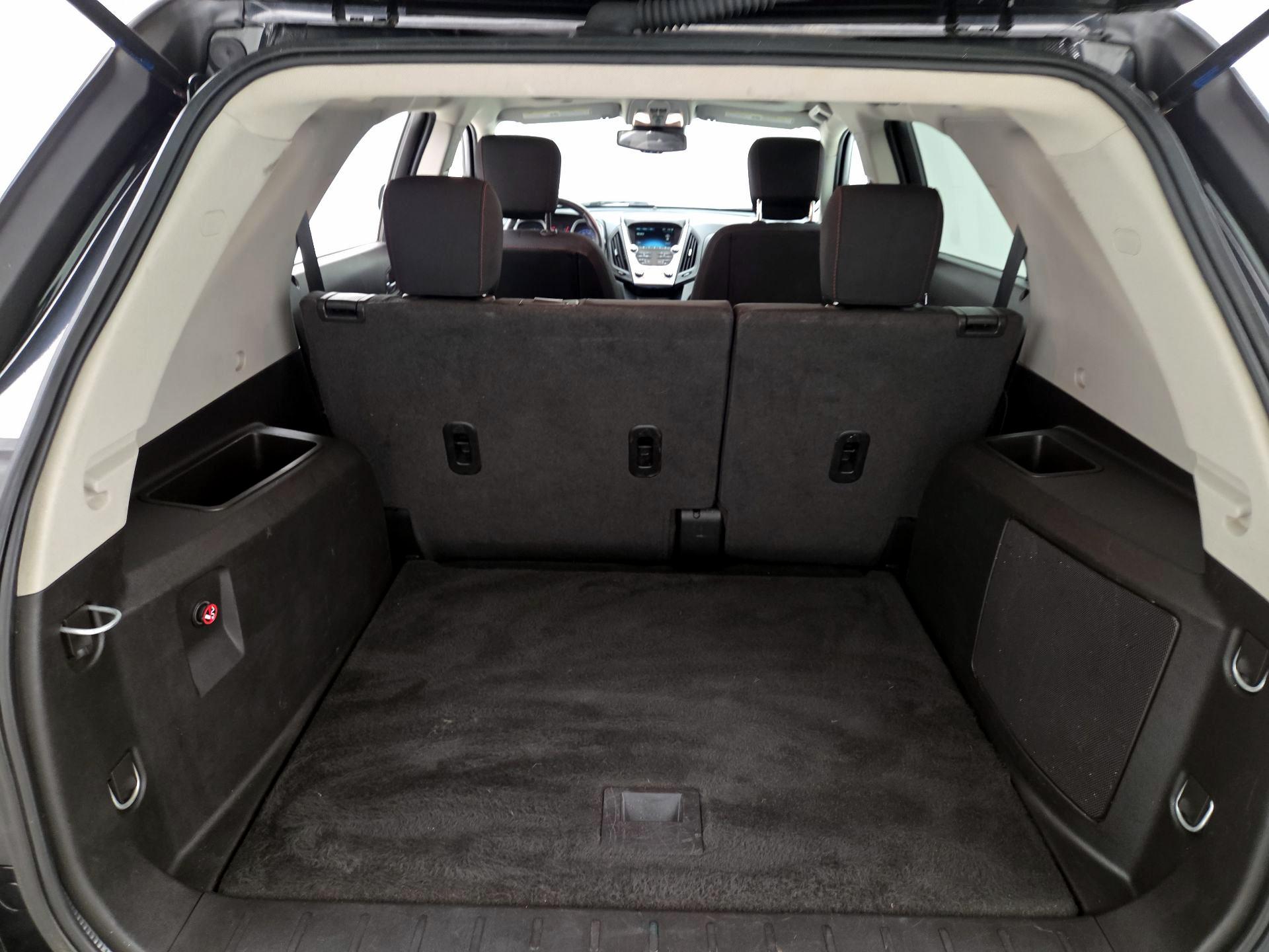 Thumbnail: 2015 Chevrolet Equinox - 18