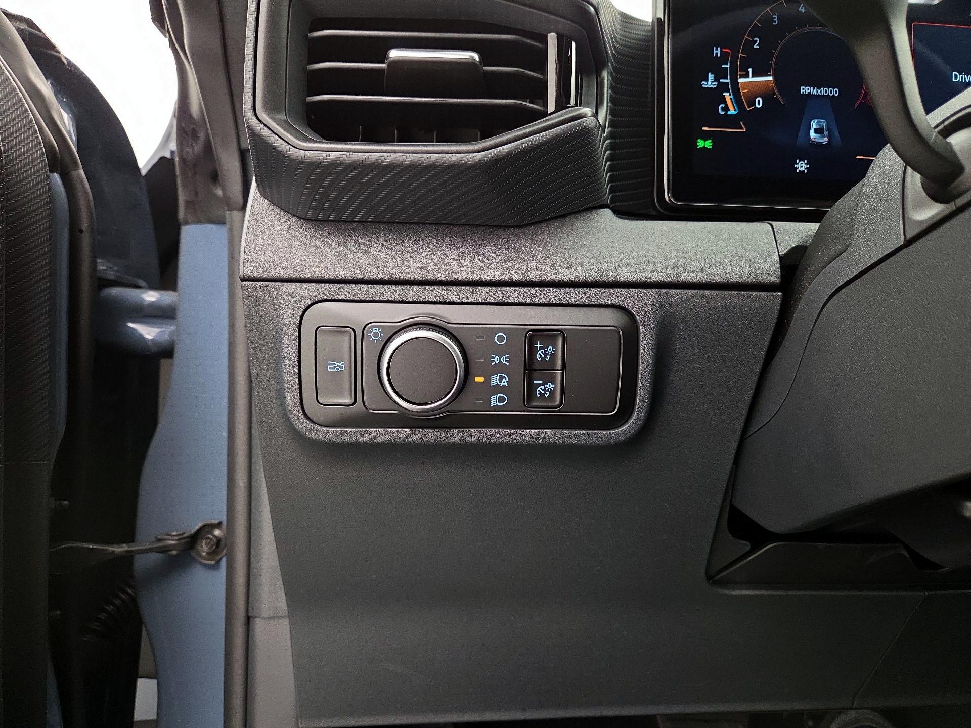 Thumbnail: 2025 Ford Mustang - 13