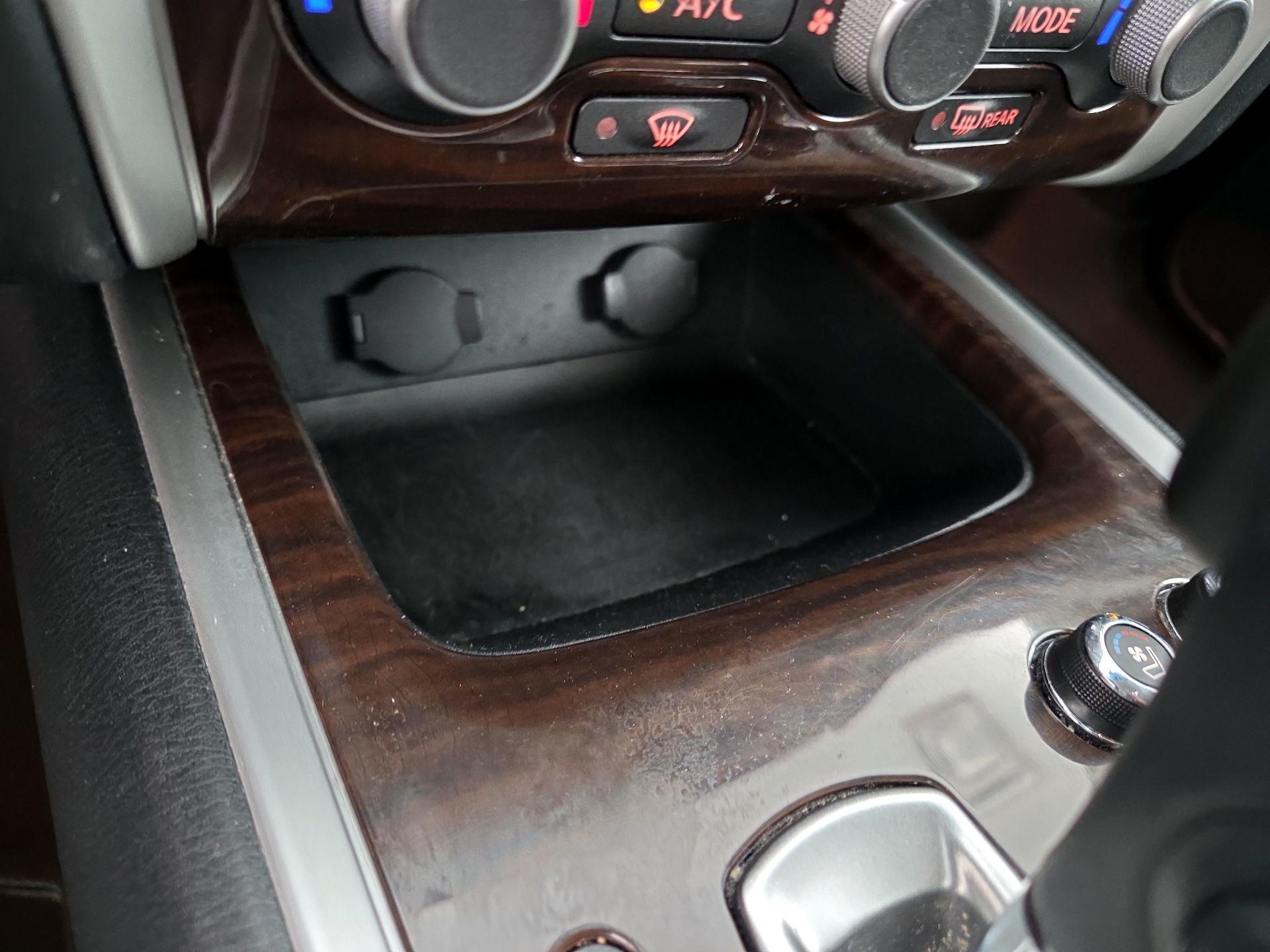 Thumbnail: 2014 Nissan Pathfinder - 19