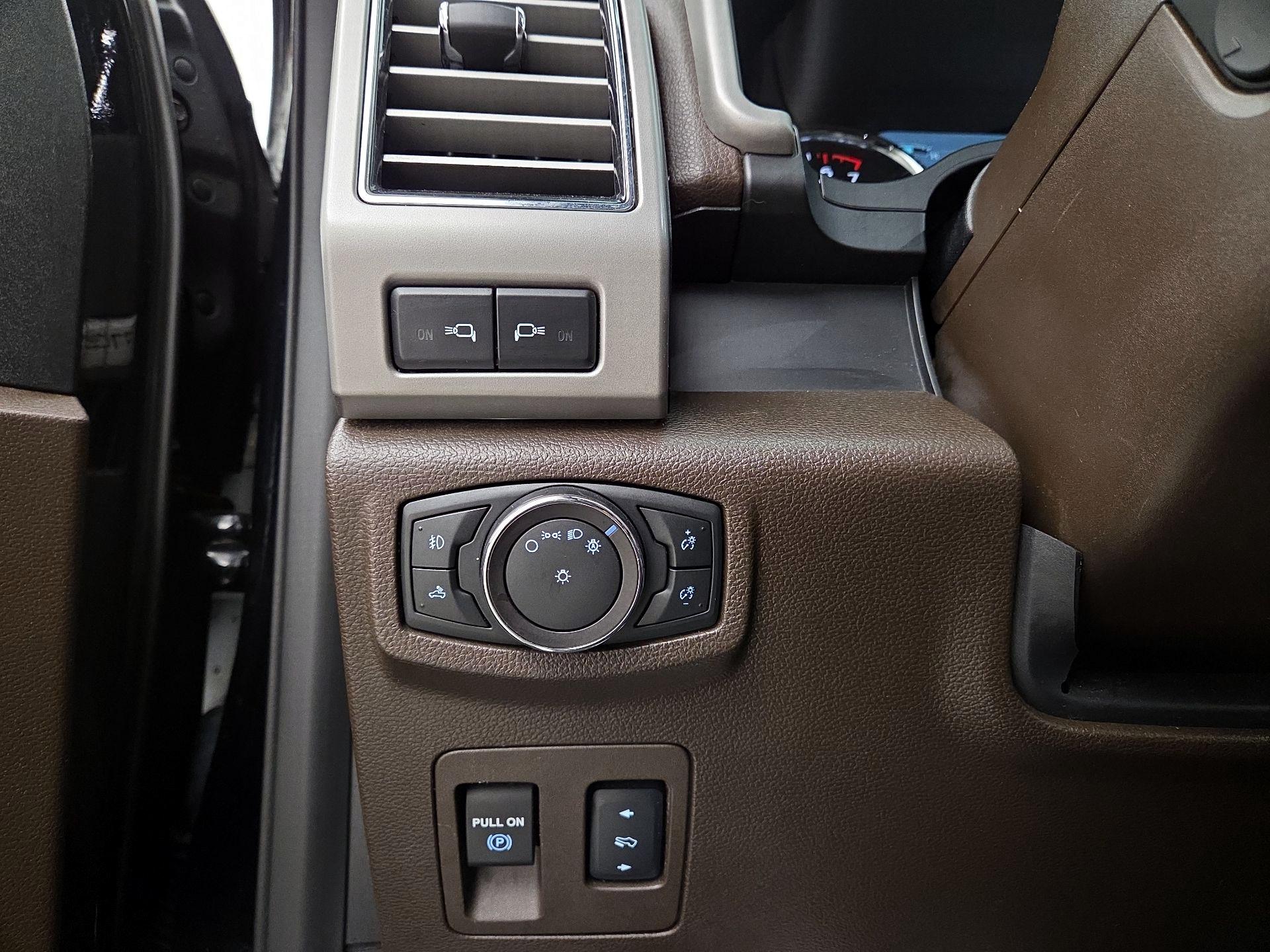 Thumbnail: 2018 Ford F-150 - 13