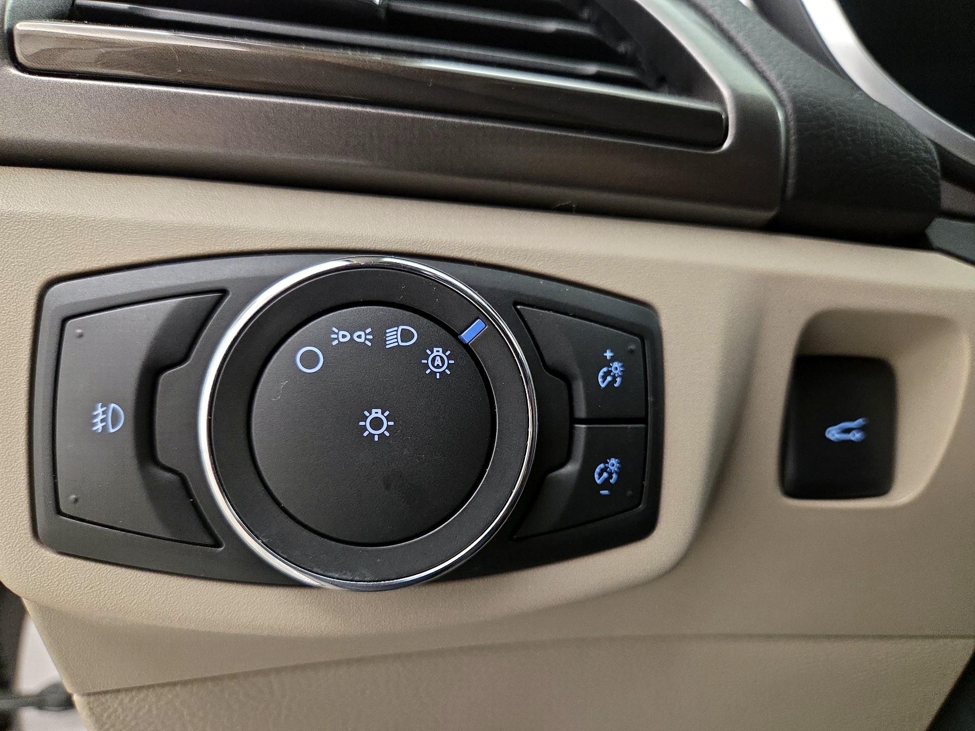 Thumbnail: 2017 Ford Fusion - 13