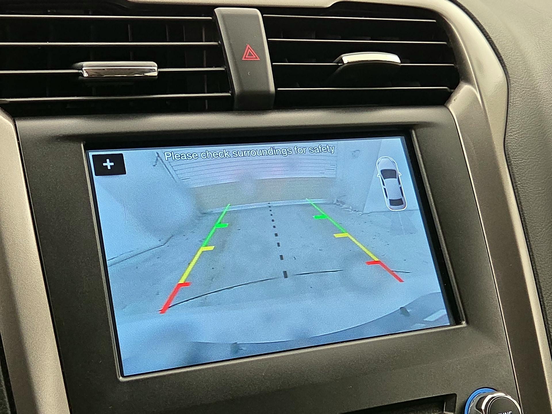 Thumbnail: 2017 Ford Fusion - 14