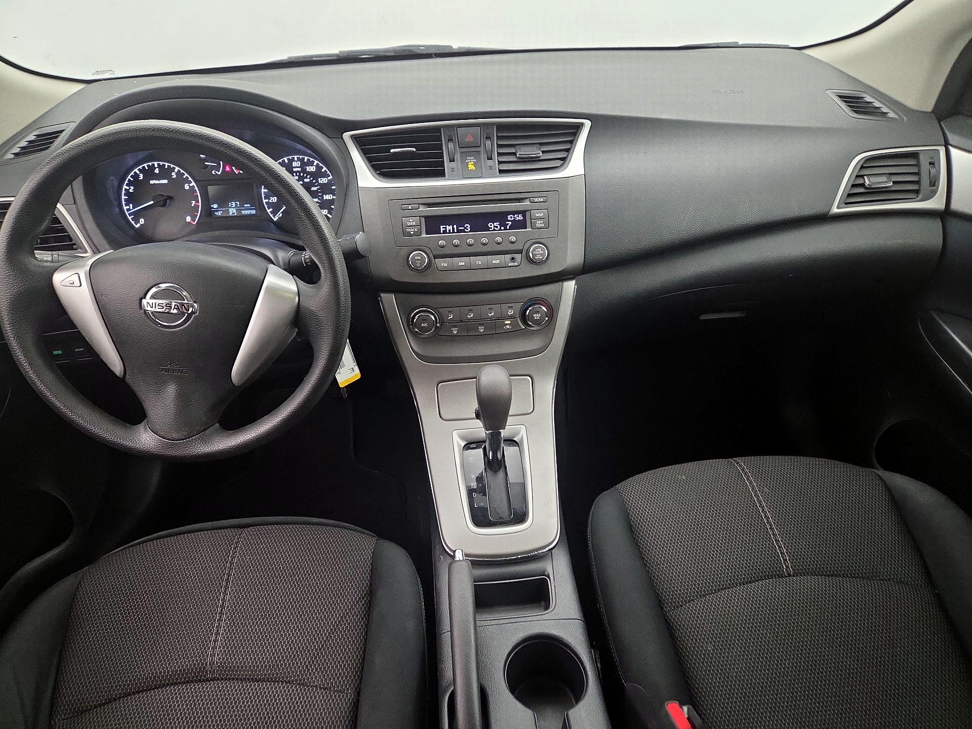 Thumbnail: 2014 Nissan Sentra - 9