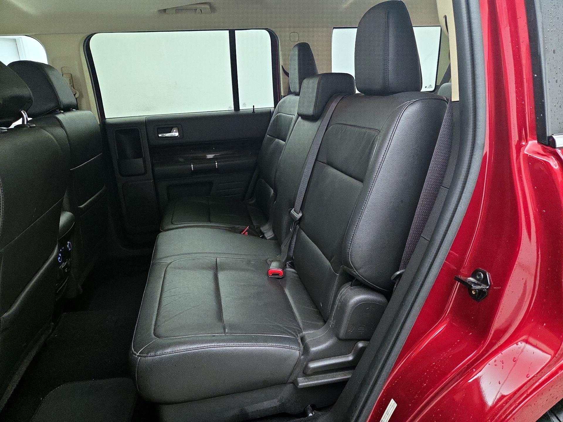 Thumbnail: 2019 Ford Flex - 18