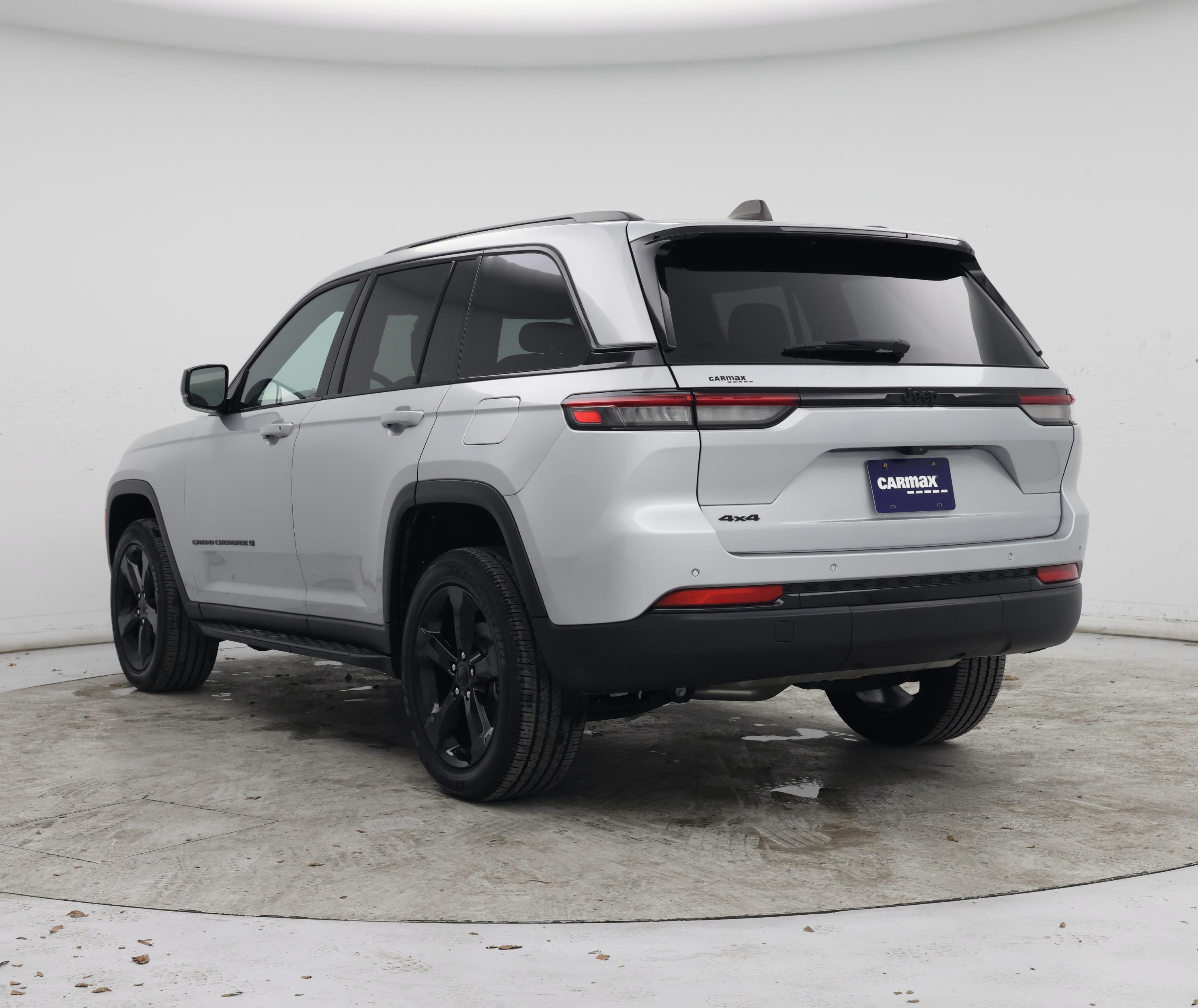 Thumbnail: 2023 Jeep Grand Cherokee - 2