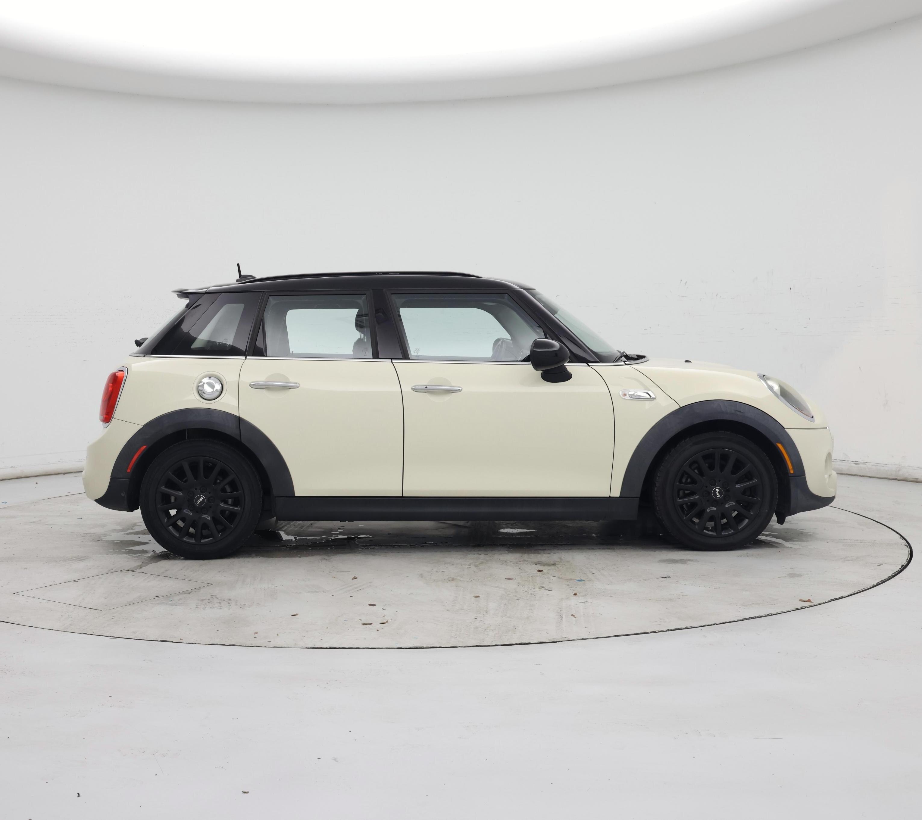 Thumbnail: 2018 MINI Cooper Hardtop - 7