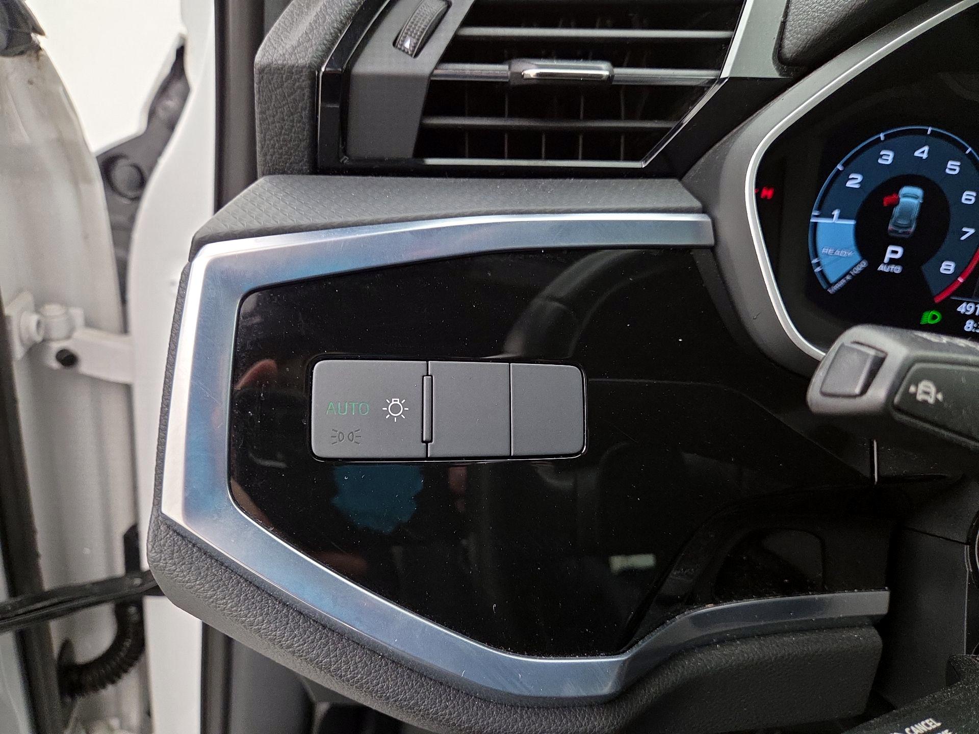 Thumbnail: 2022 Audi Q3 - 13