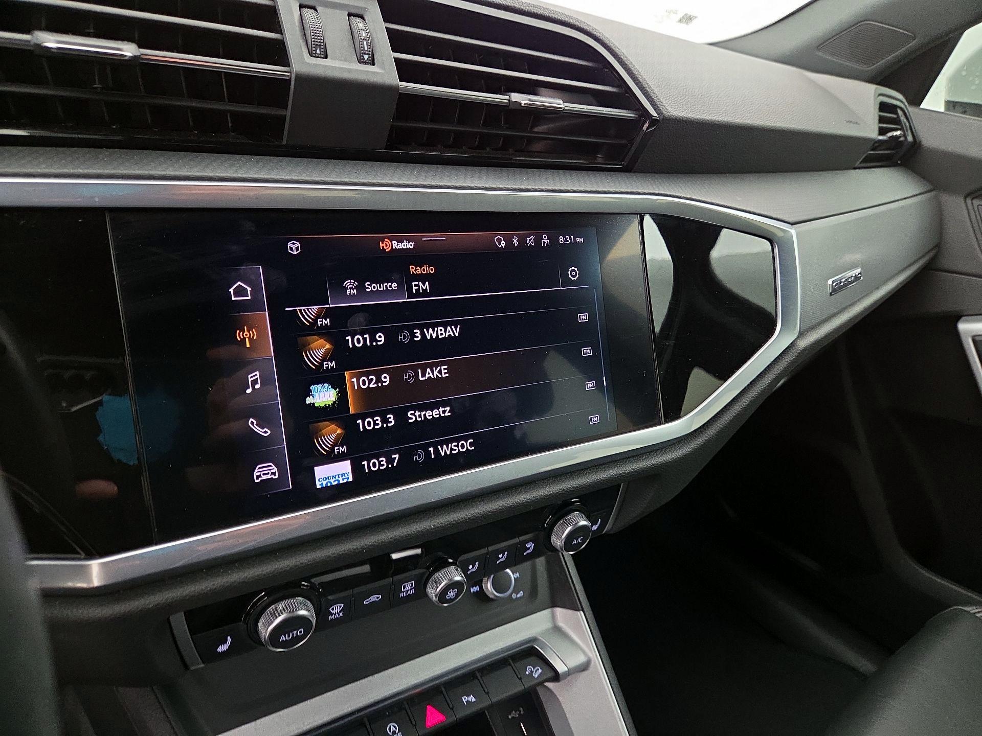 Thumbnail: 2022 Audi Q3 - 15