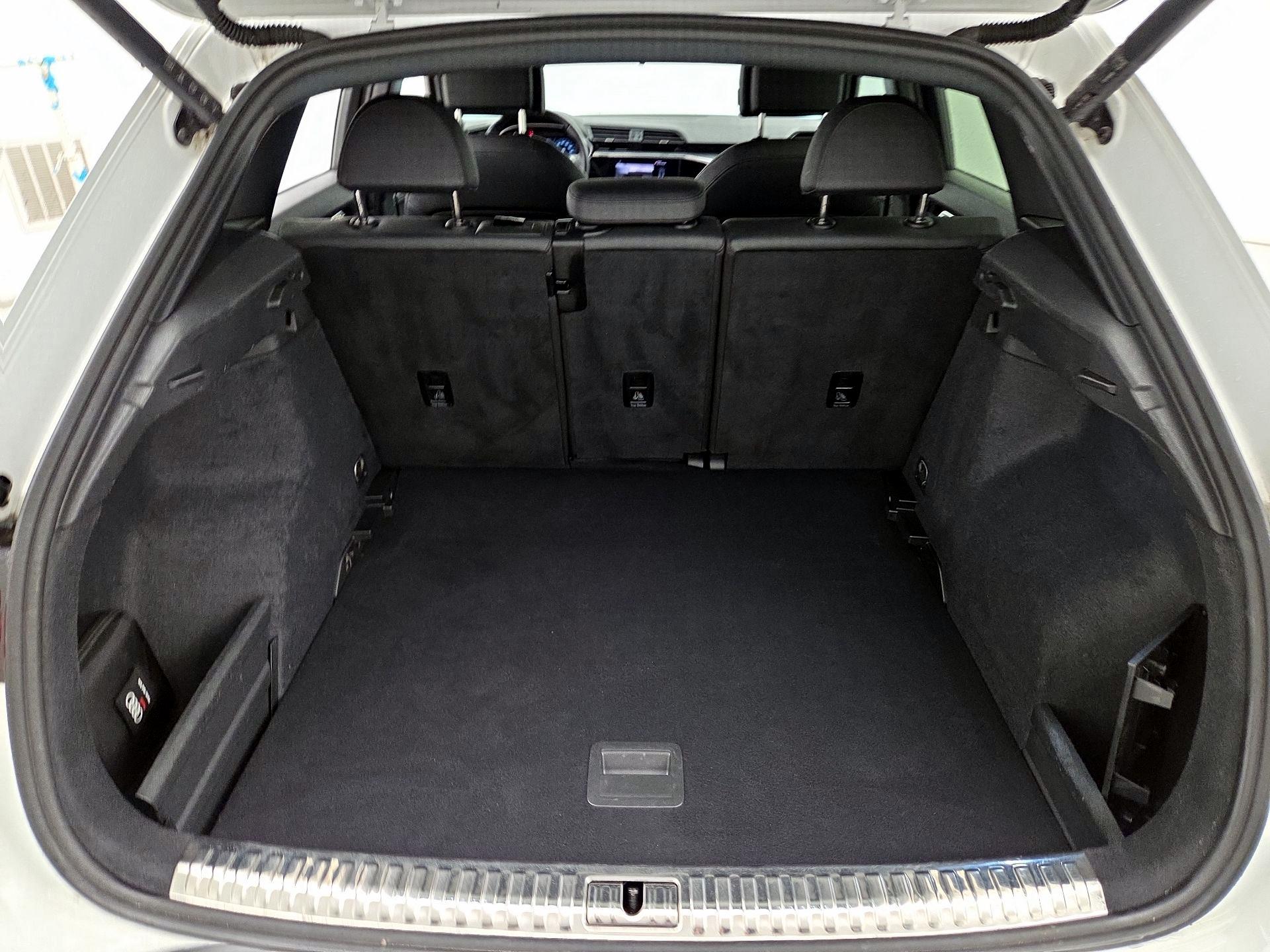 Thumbnail: 2022 Audi Q3 - 20