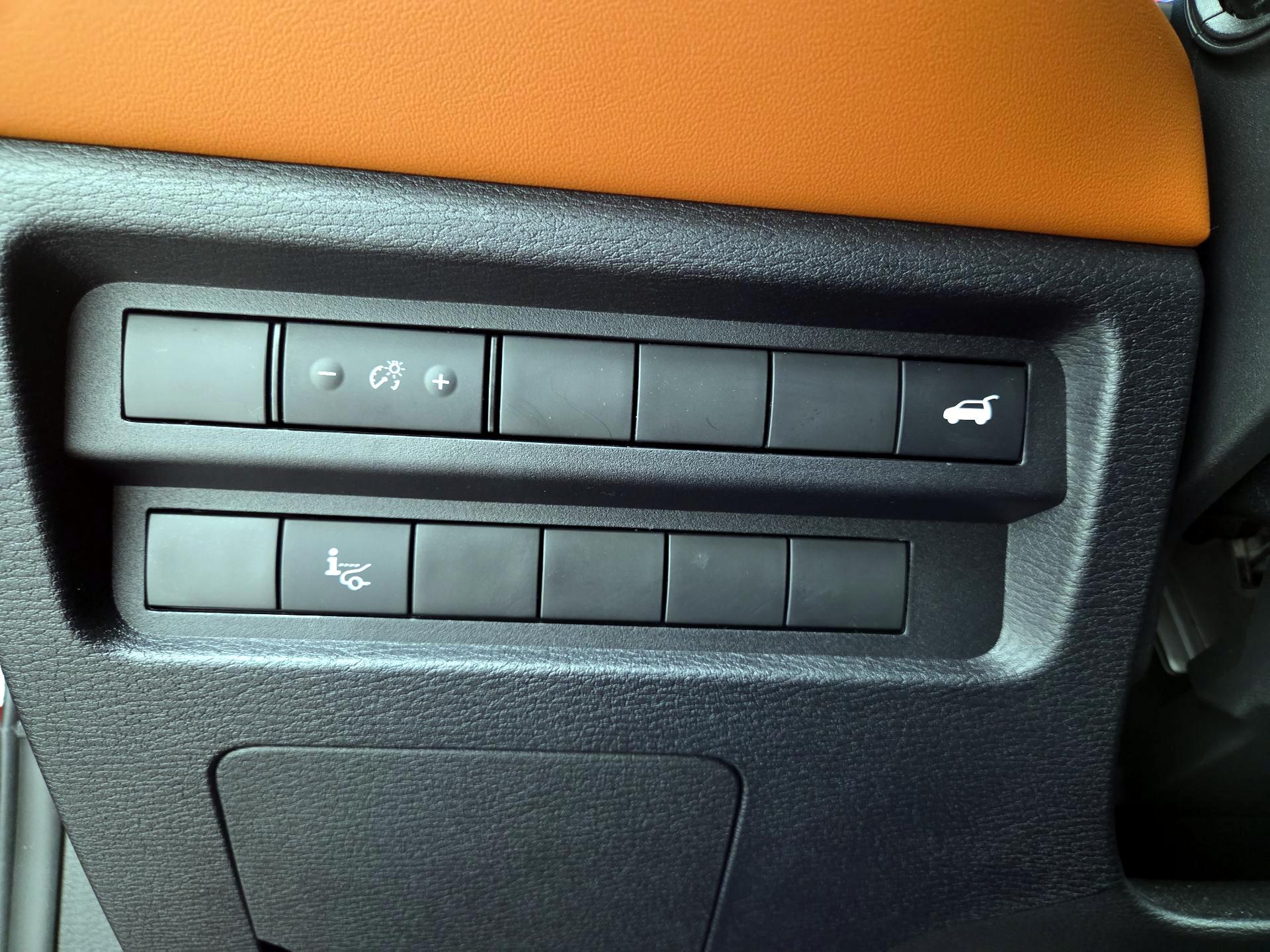 Thumbnail: 2024 Mitsubishi Outlander - 13