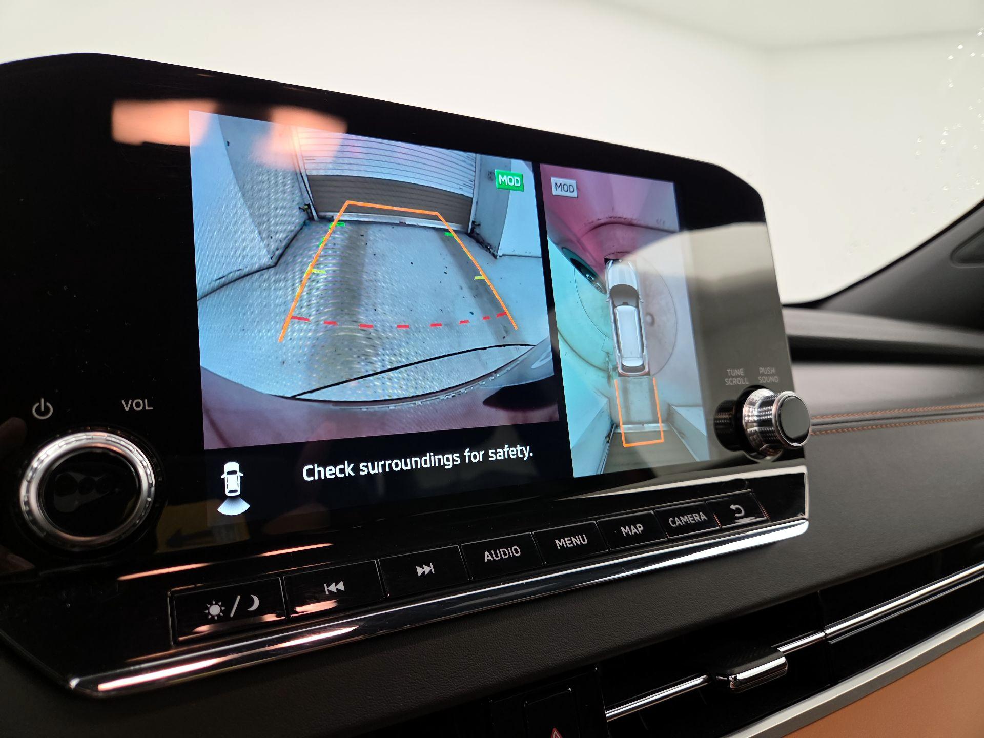 Thumbnail: 2024 Mitsubishi Outlander - 15