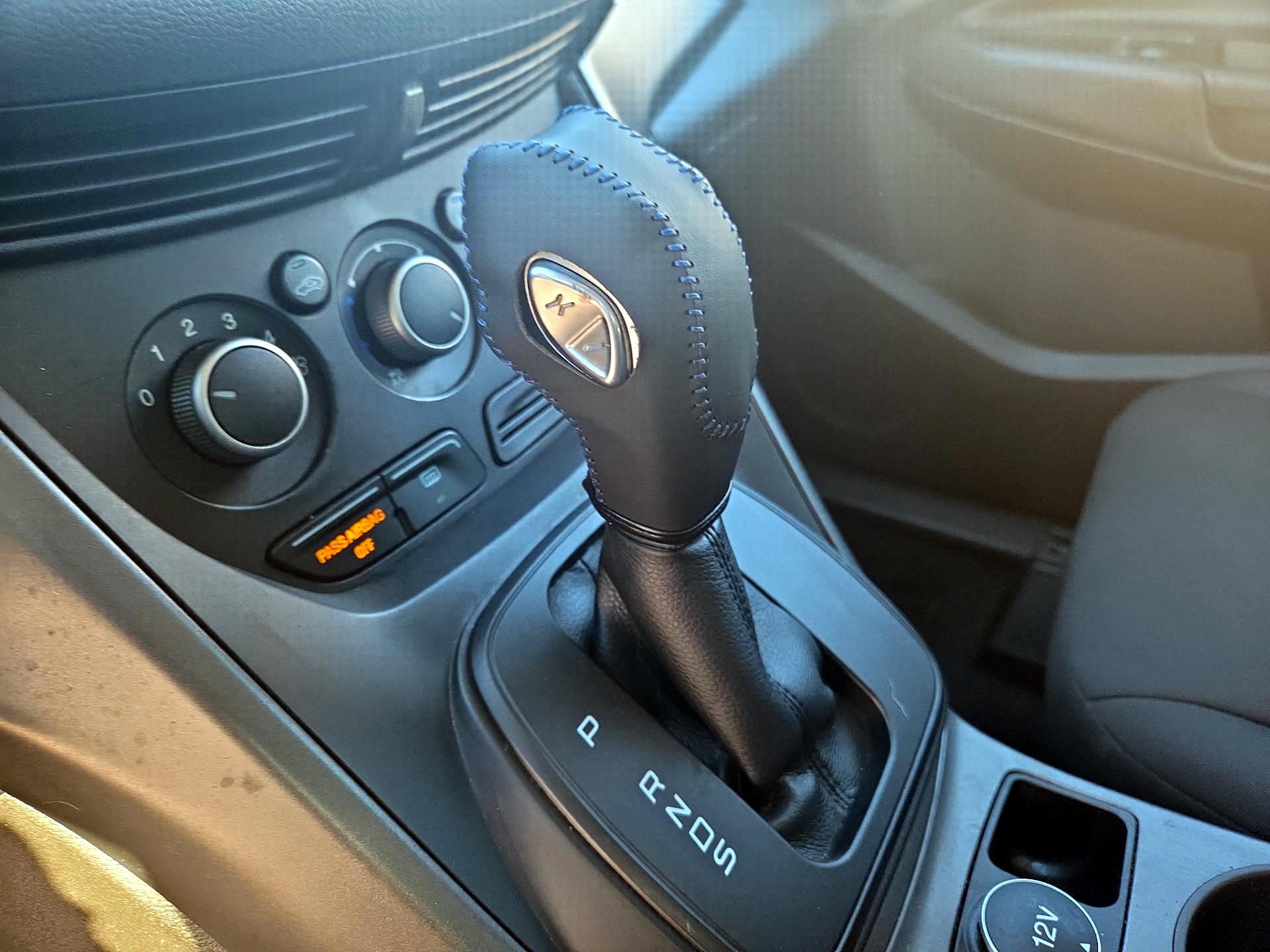 Thumbnail: 2016 Ford Escape - 17