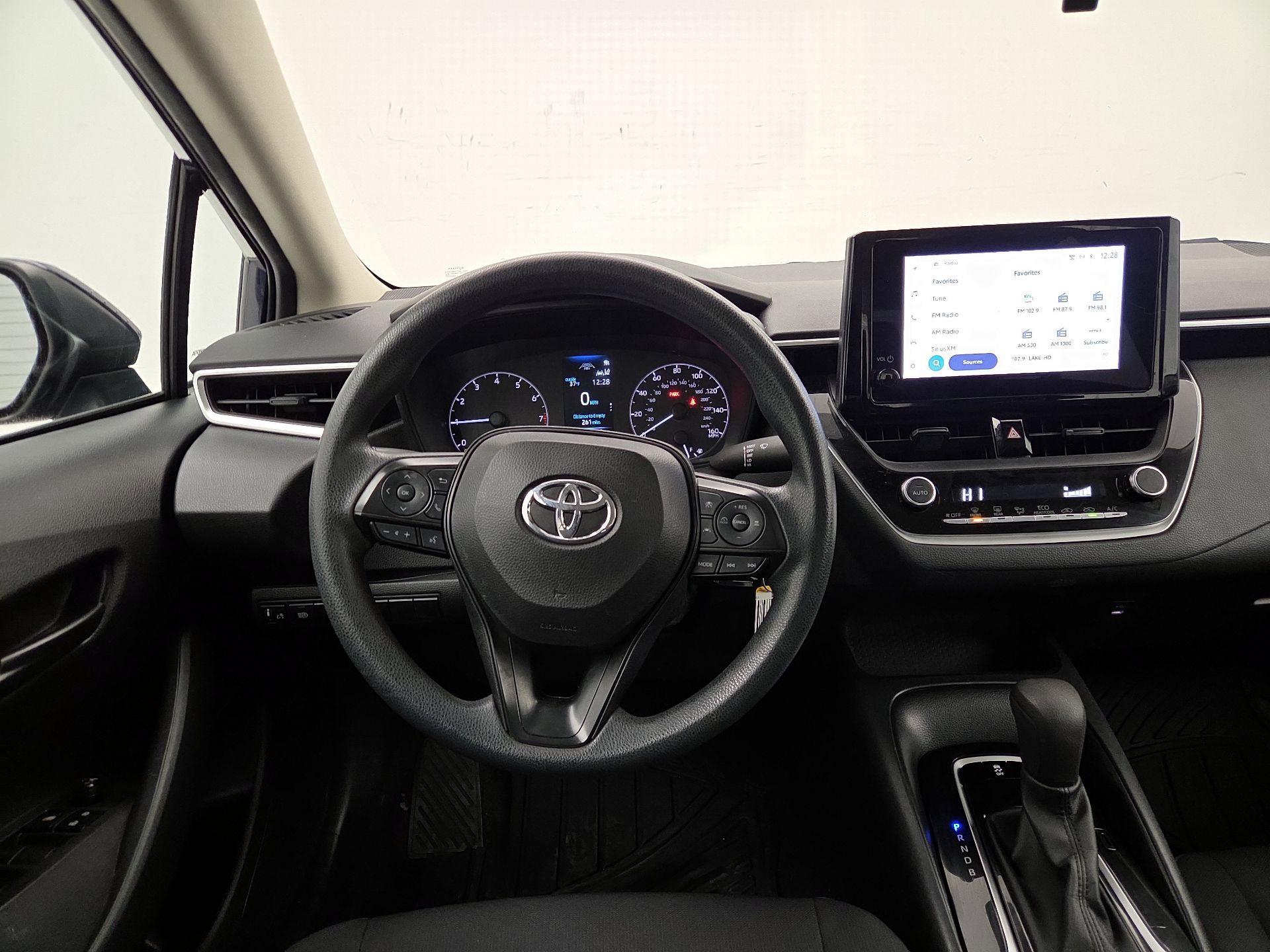 Thumbnail: 2023 Toyota Corolla - 10