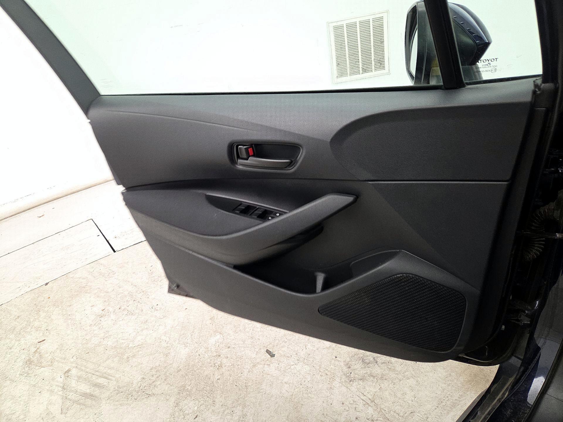 Thumbnail: 2023 Toyota Corolla - 12