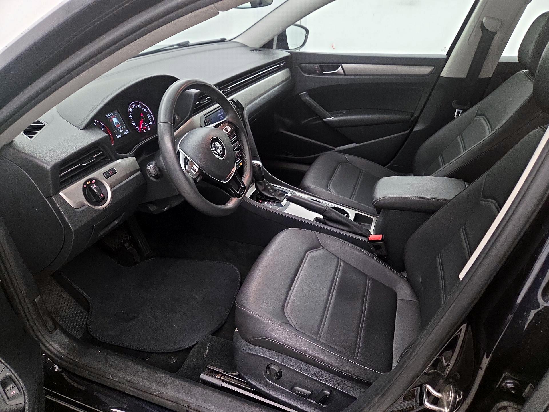 Thumbnail: 2021 Volkswagen Passat - 11