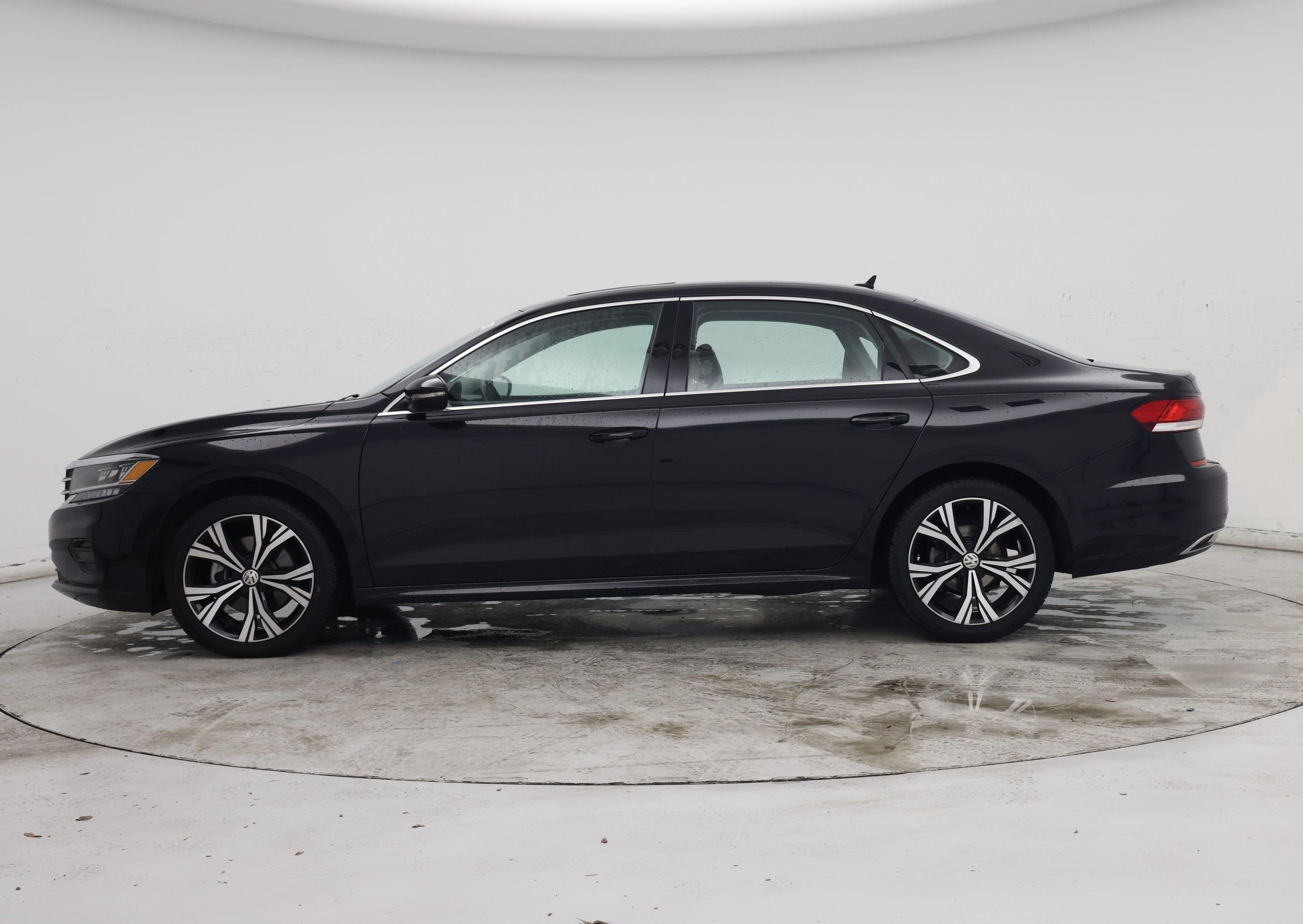 Thumbnail: 2021 Volkswagen Passat - 3