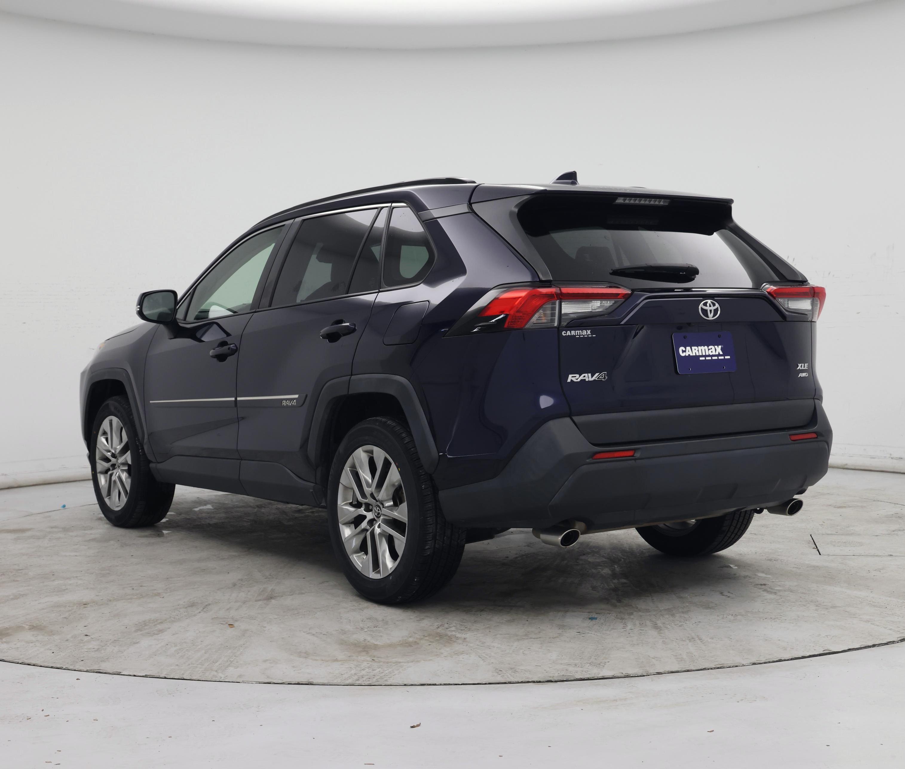 Thumbnail: 2019 Toyota RAV4 - 2