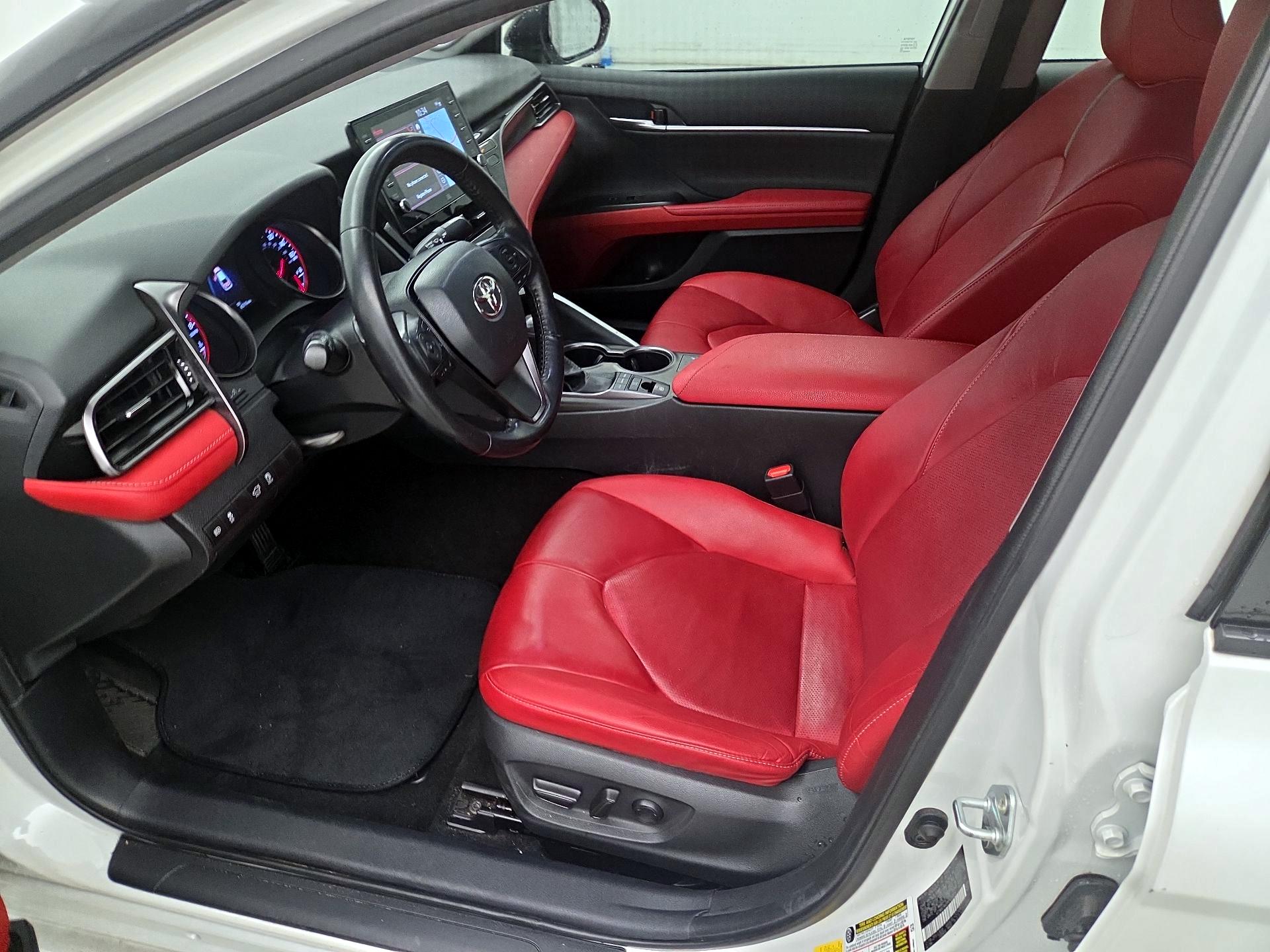 Thumbnail: 2021 Toyota Camry - 11