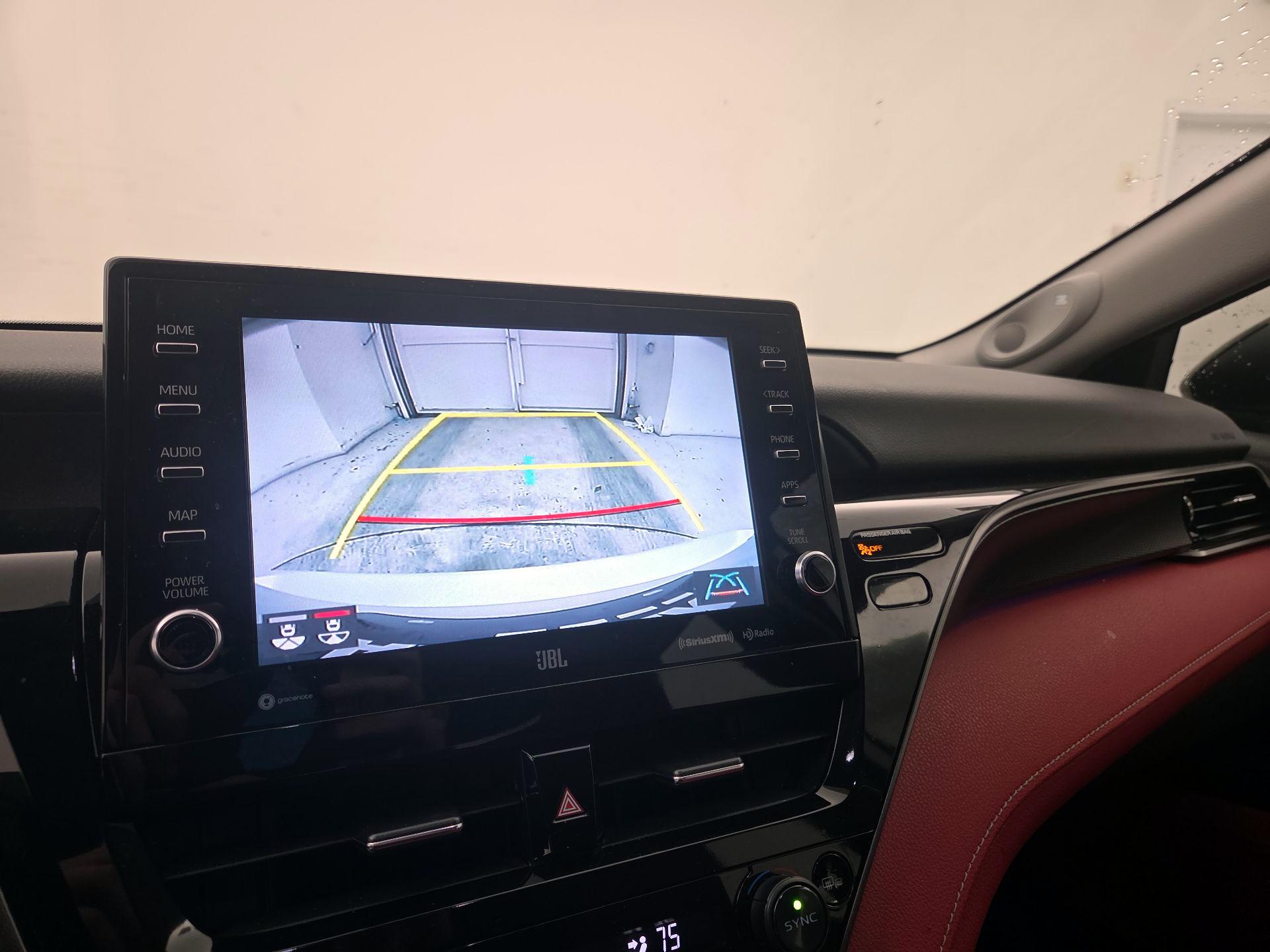 Thumbnail: 2021 Toyota Camry - 14