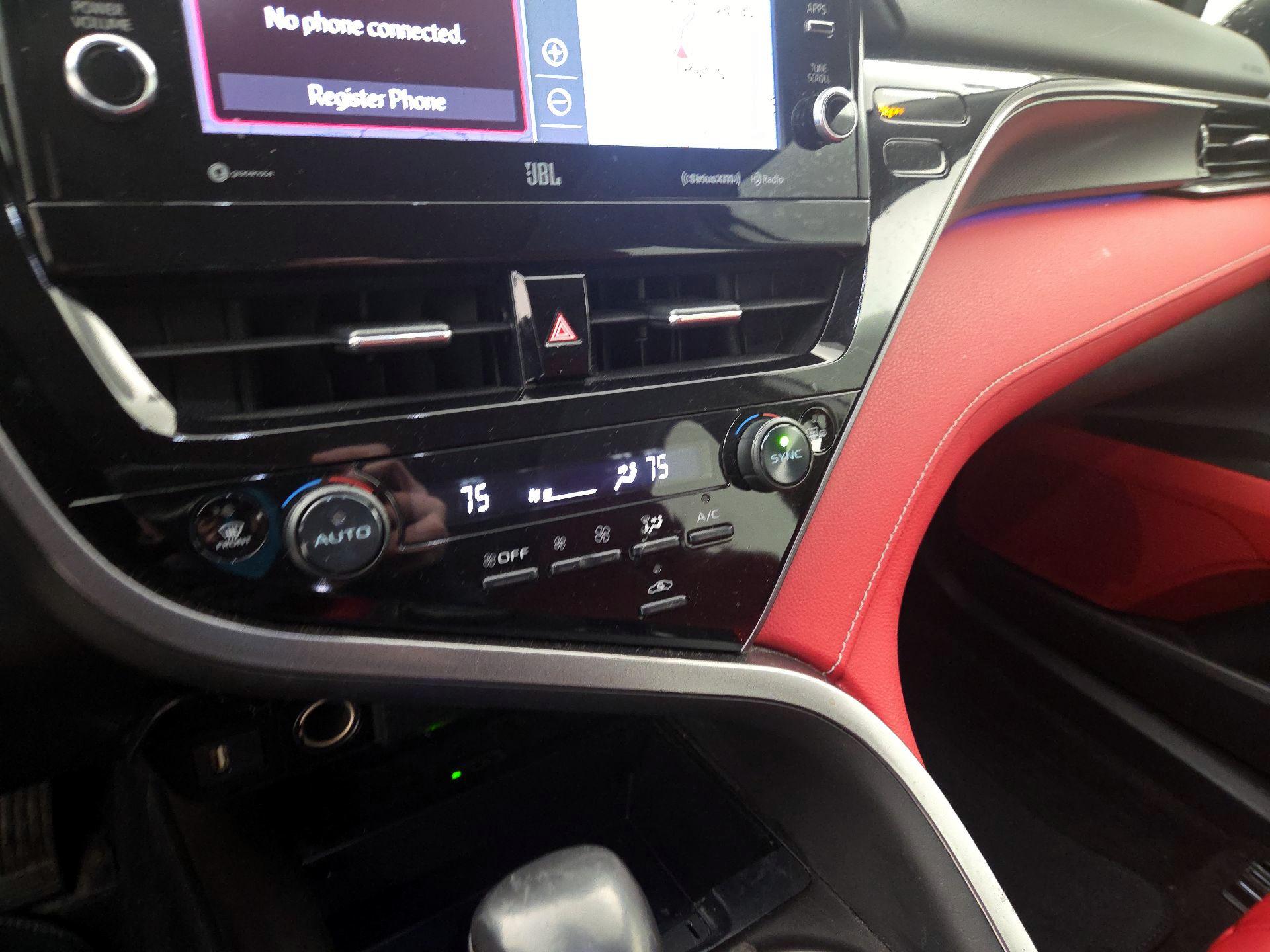 Thumbnail: 2021 Toyota Camry - 16