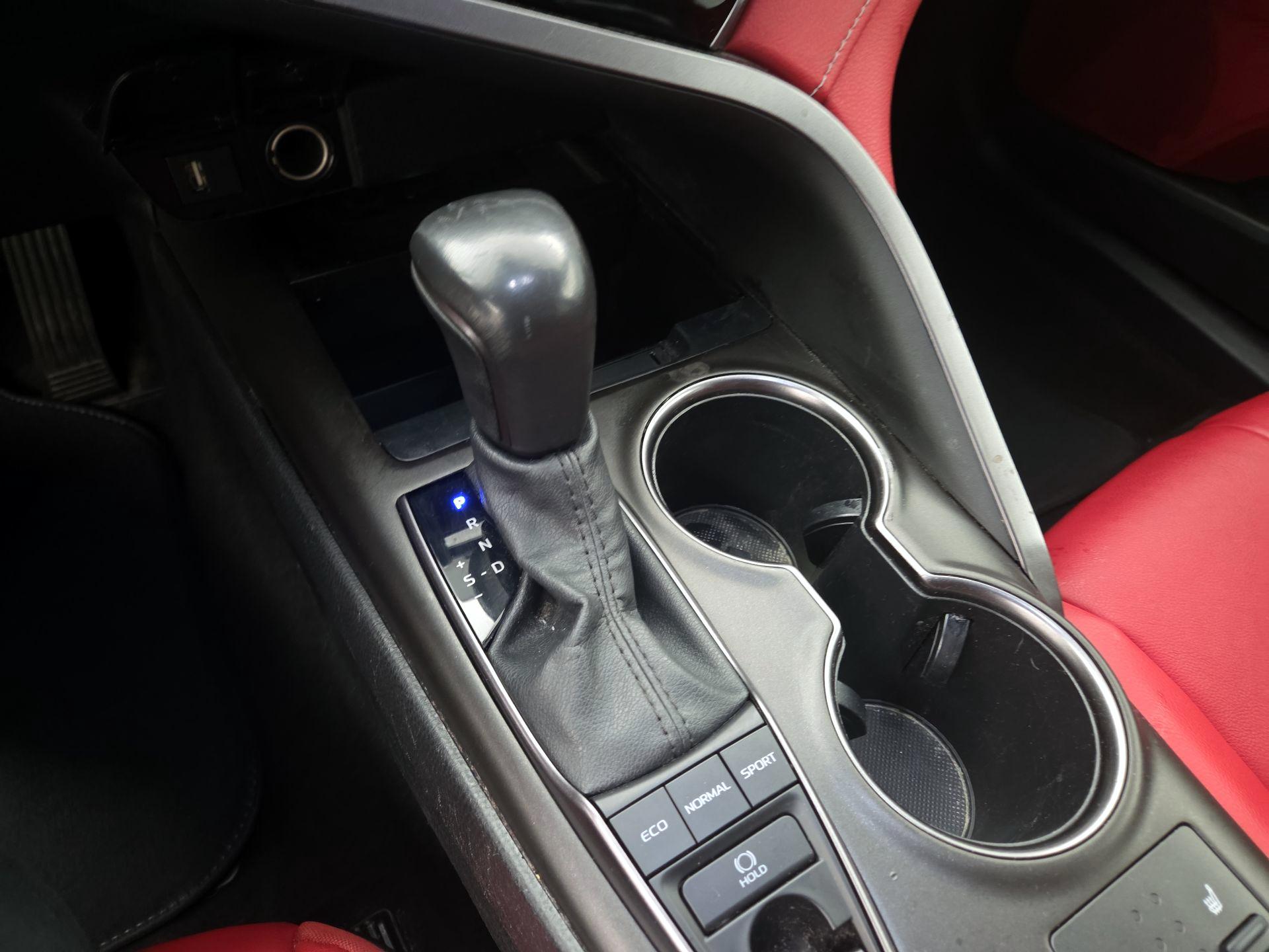 Thumbnail: 2021 Toyota Camry - 17