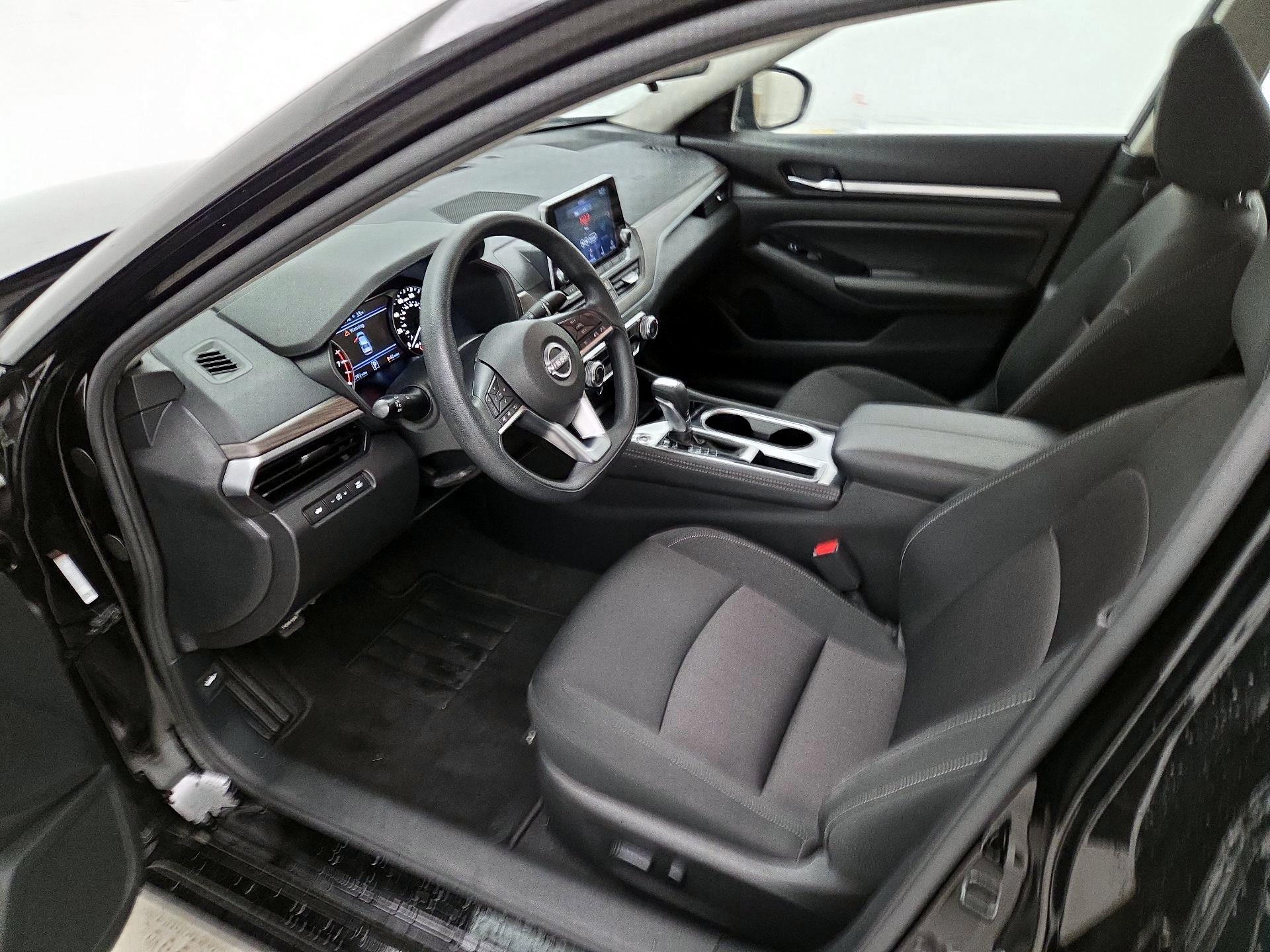 Thumbnail: 2023 Nissan Altima - 11