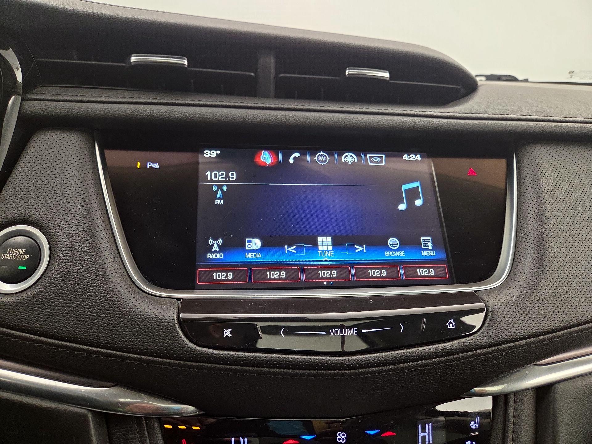 Thumbnail: 2018 Cadillac XT5 - 16