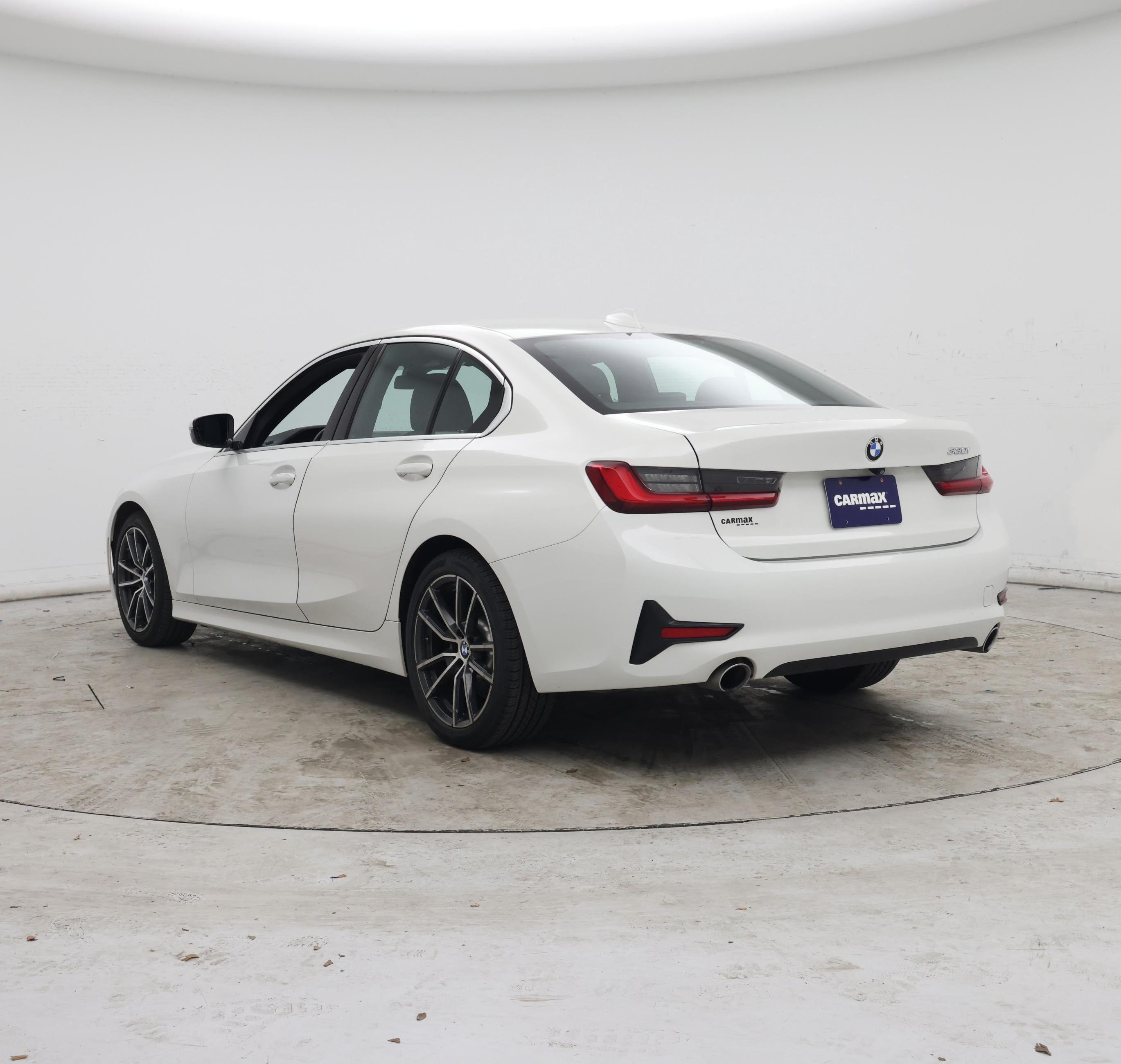 Thumbnail: 2020 BMW 3 Series - 2