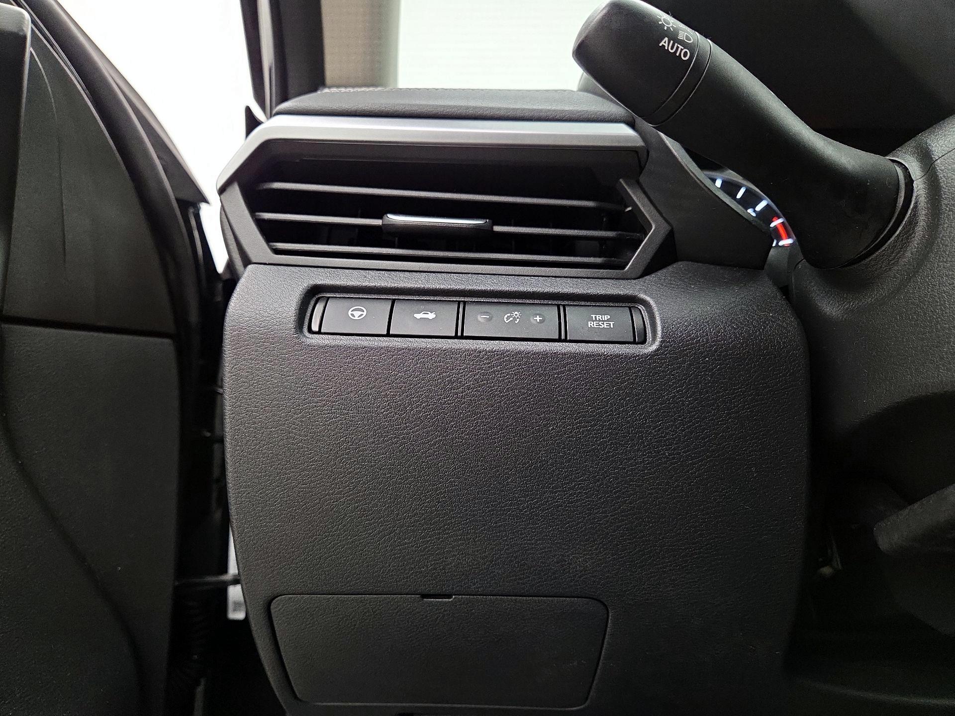 Thumbnail: 2021 Nissan Altima - 13