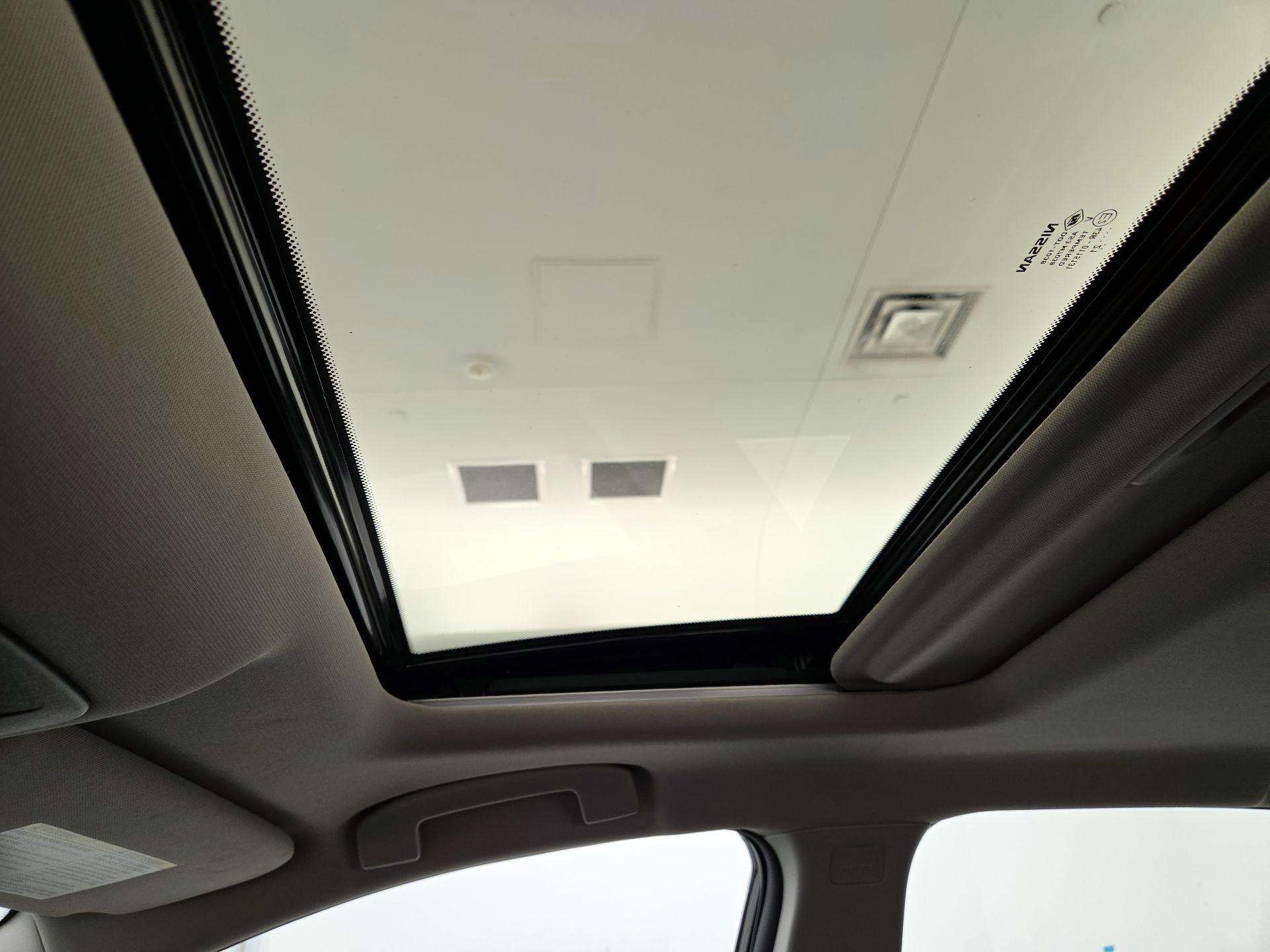 Thumbnail: 2021 Nissan Altima - 19