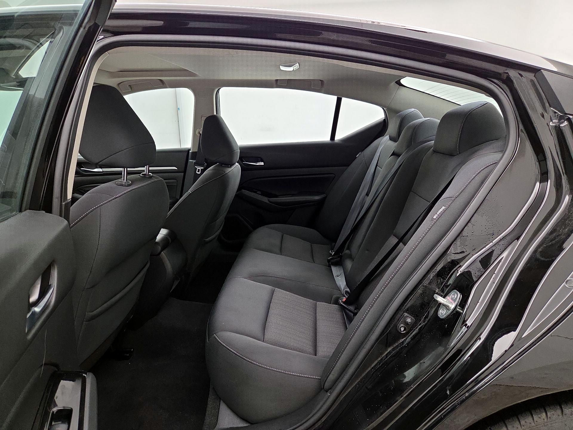 Thumbnail: 2021 Nissan Altima - 20